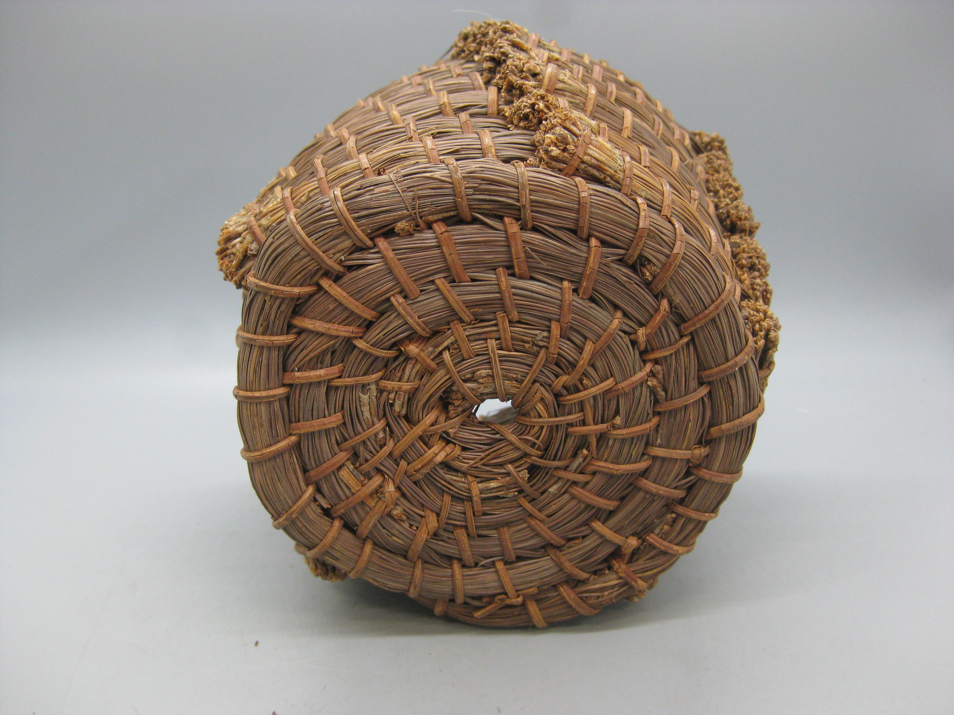 Antique Papago Native American Indian Coiled Pine Needle Basket For Sale 3