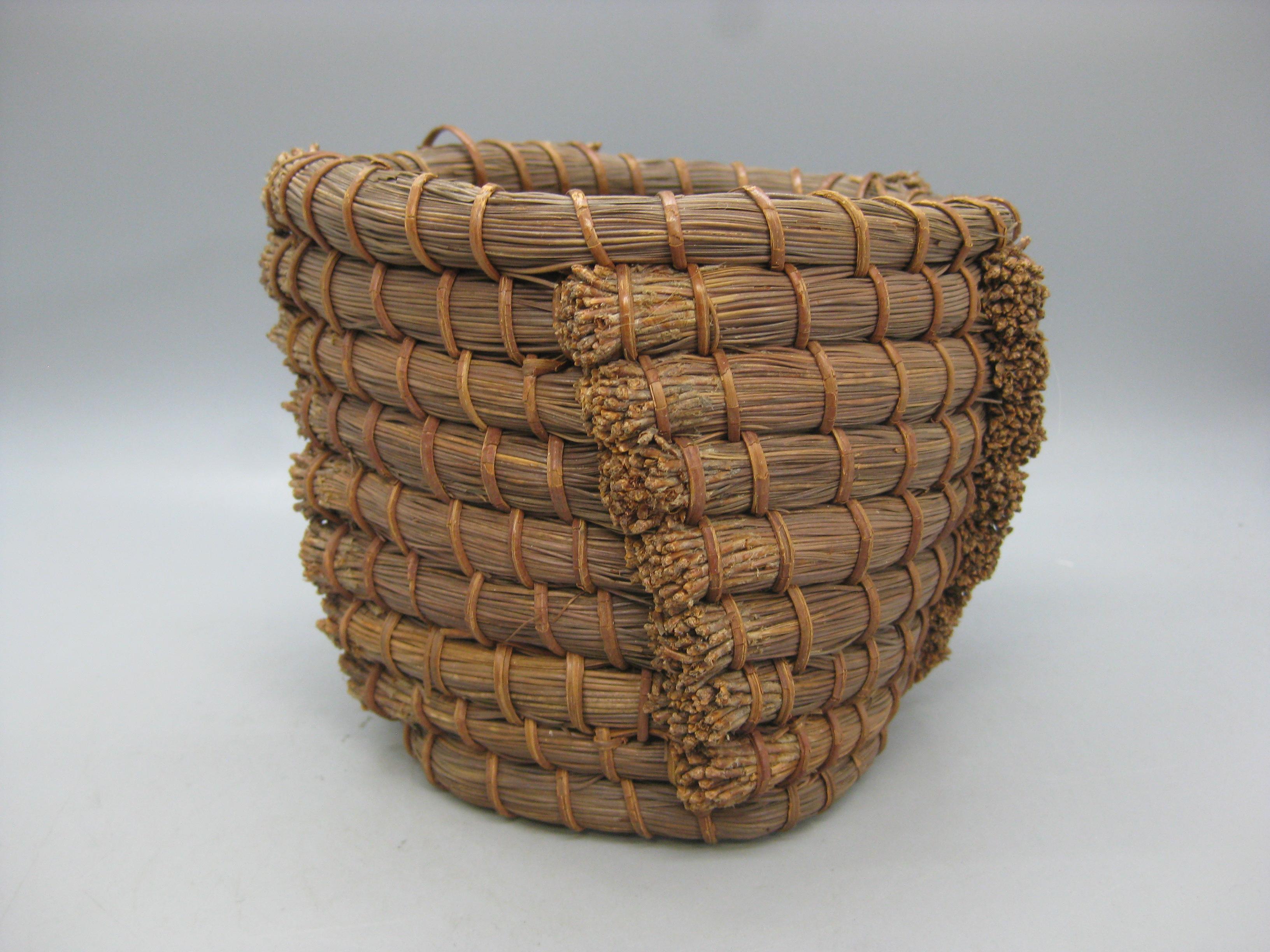 North American Antique Papago Native American Indian Coiled Pine Needle Basket For Sale