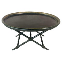 Antiker Tabletttisch aus Pappmaché mit Gestell in Bambusoptik