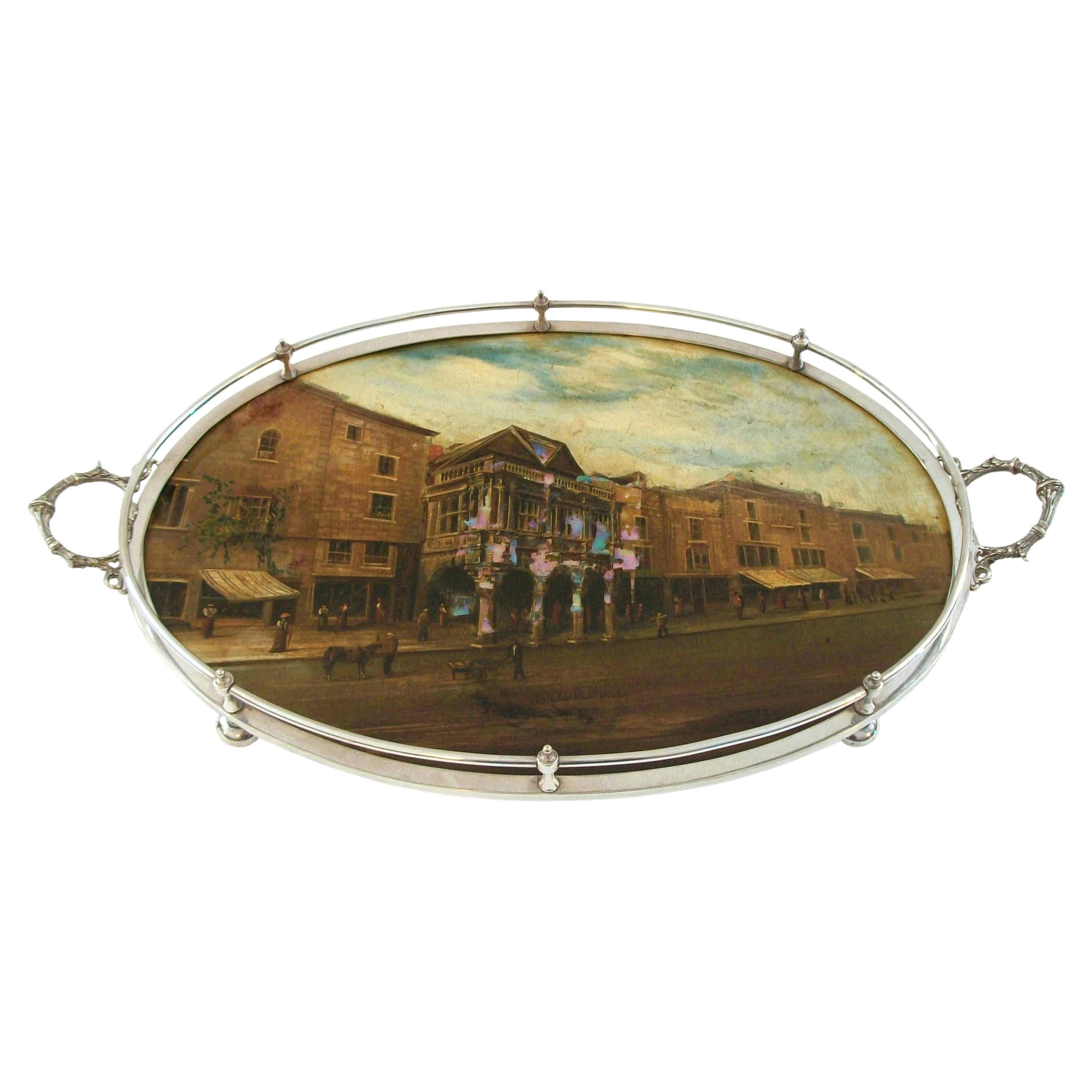 Antikes Serviertablett aus Pappmaché und vergoldetem Silberblech - CIRCA 1880 im Angebot
