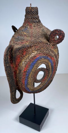 Antique Papua New Guinea Hand-Carved Tribal Mask, Sepik River Region, Early 20th