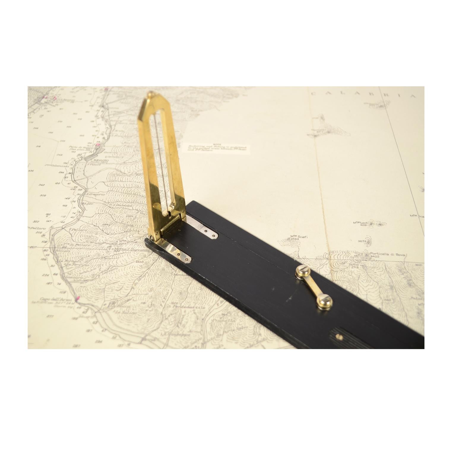 London 1940s Aluminium and Brass Antique Parallels For Surveyor's Instrument For Sale 5