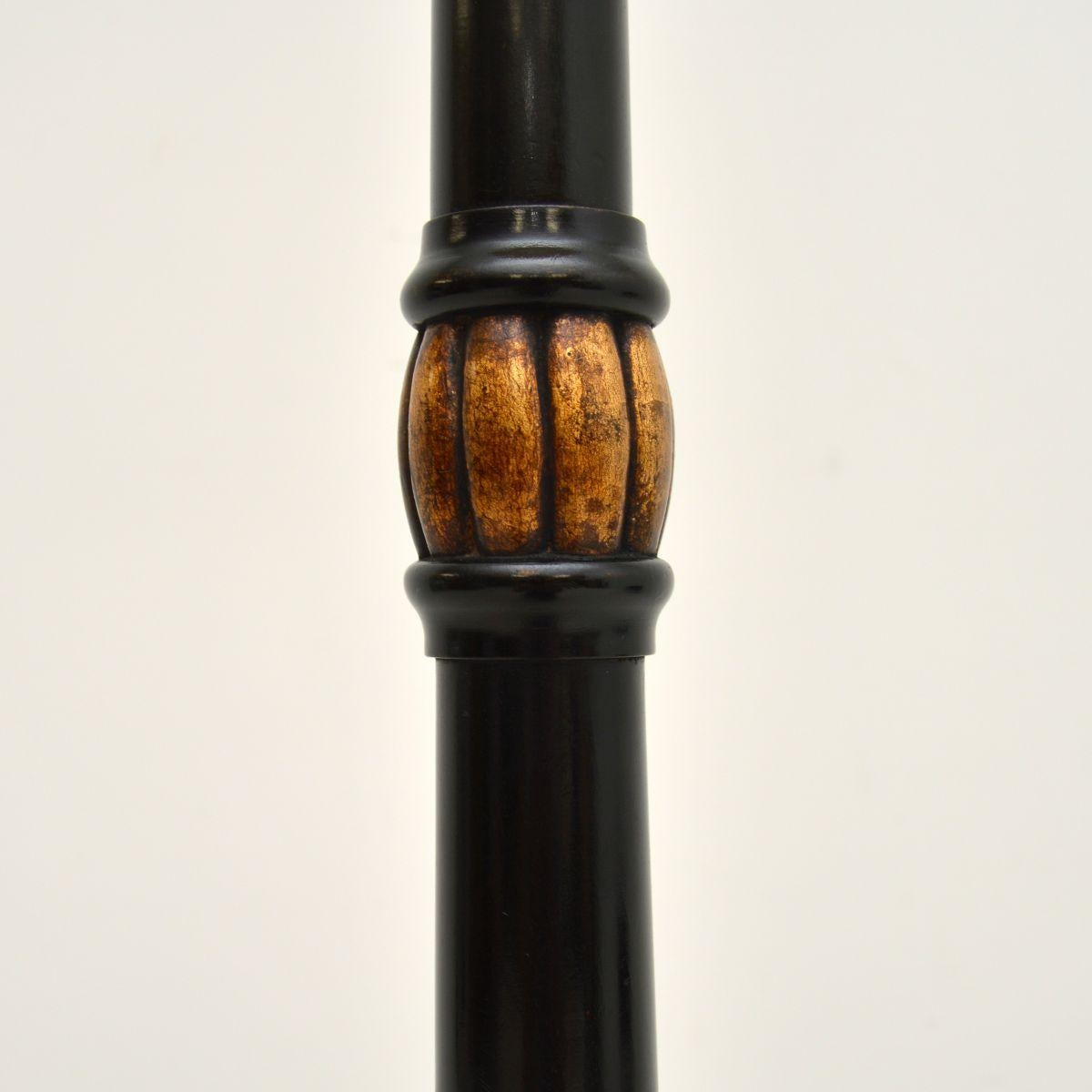 Lampadaire antique en forme de colis doré Bon état - En vente à London, GB