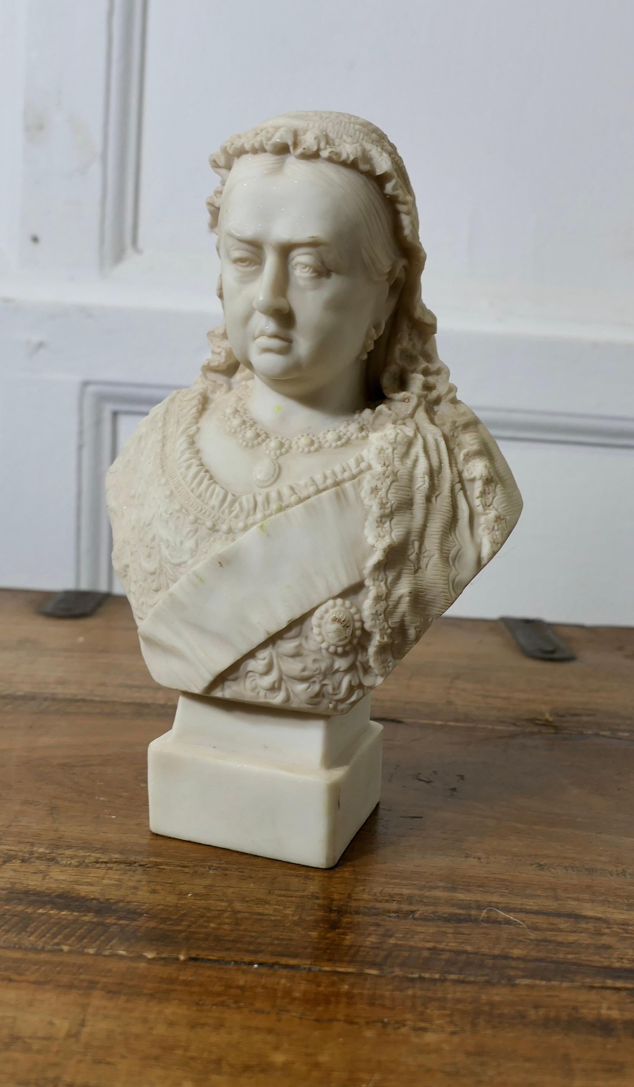 Antiguo Busto de Pariano de la Reina Victoria por Robson & Leadbetter Victoriano tardío en venta