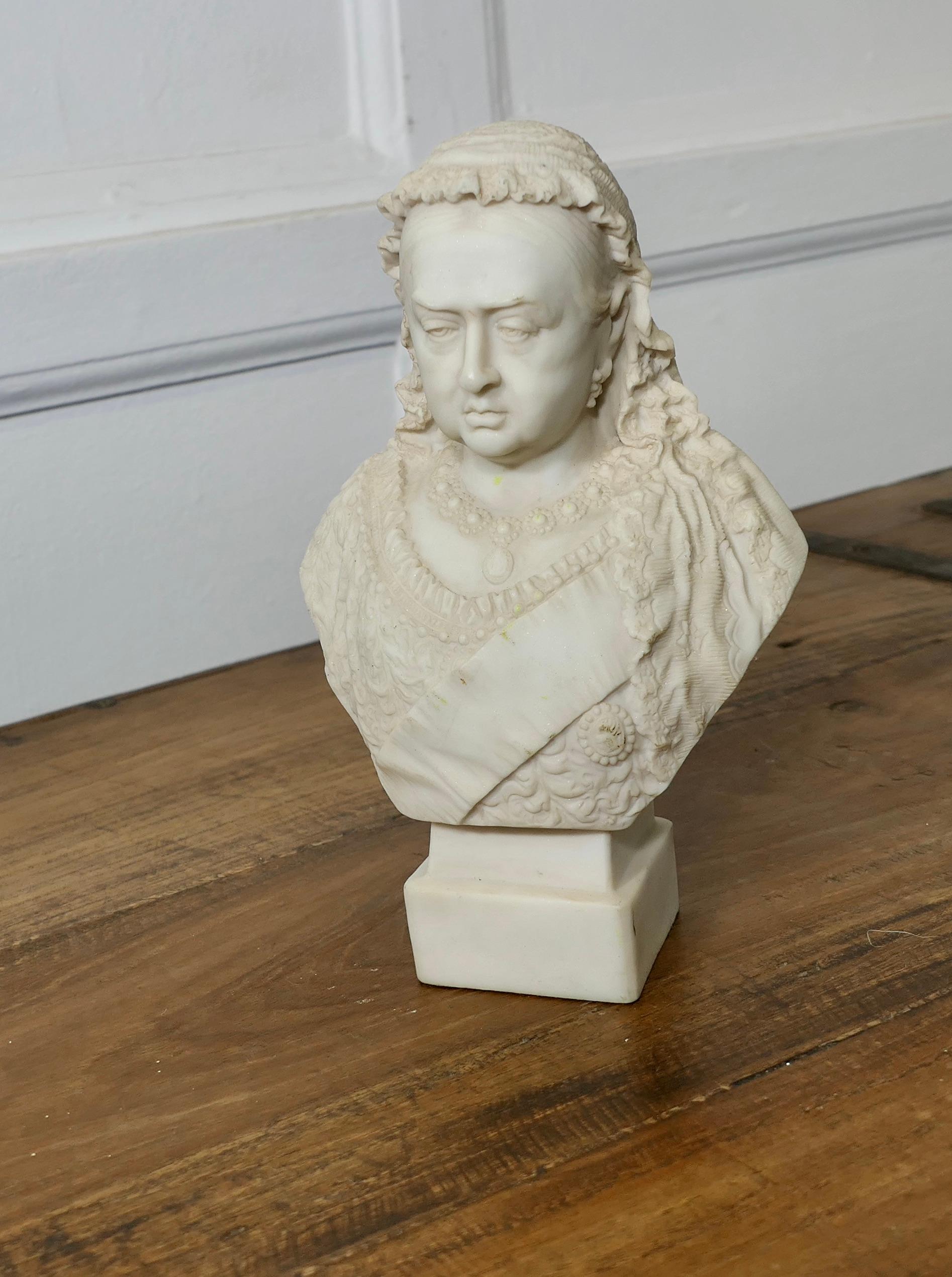 Antiguo Busto de Pariano de la Reina Victoria por Robson & Leadbetter Porcelana en venta