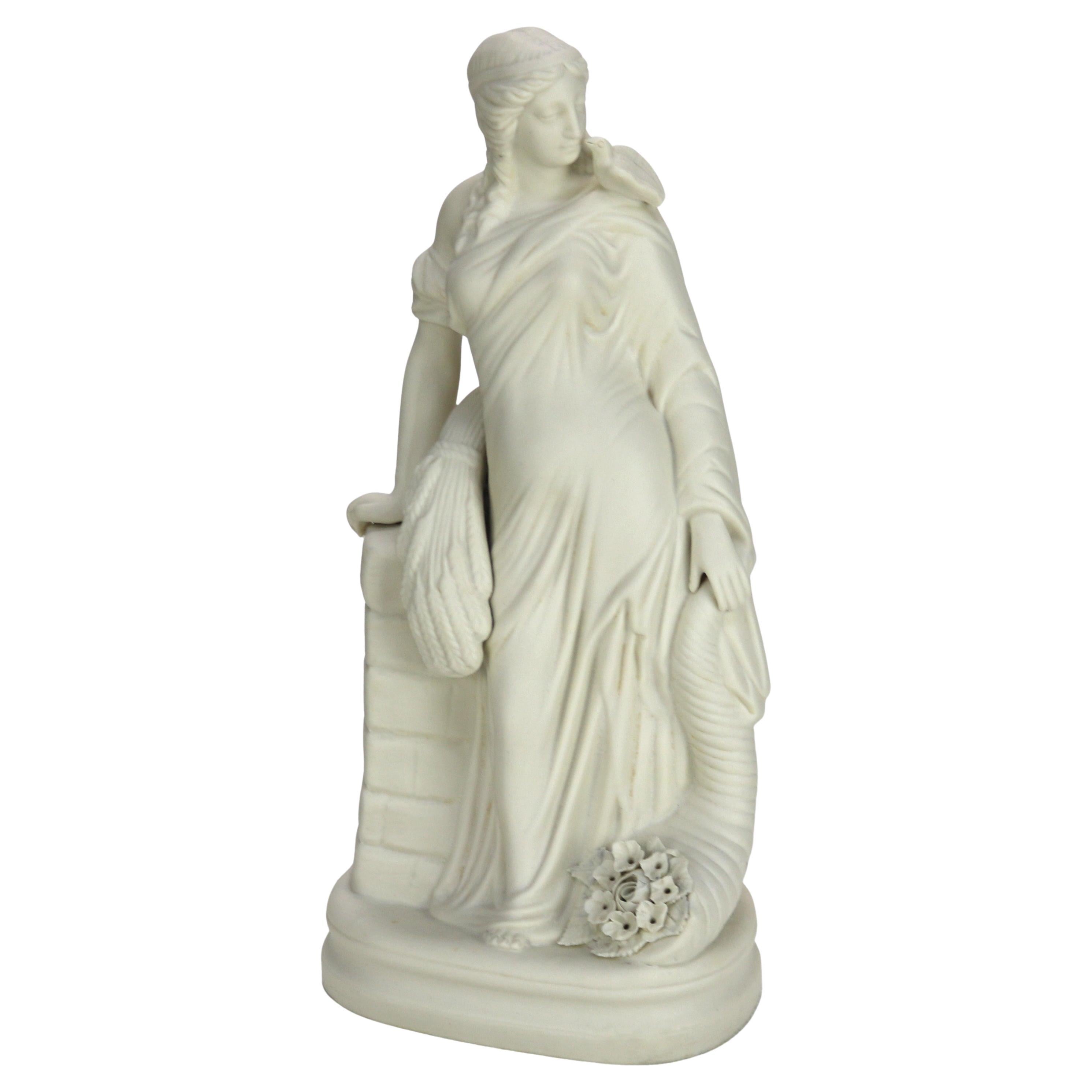 Antigua figura de mujer clásica con cornucopia de porcelana bizcochada de Parian Ware