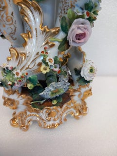Antique Paris porcelain vase in the shape of an épergne
