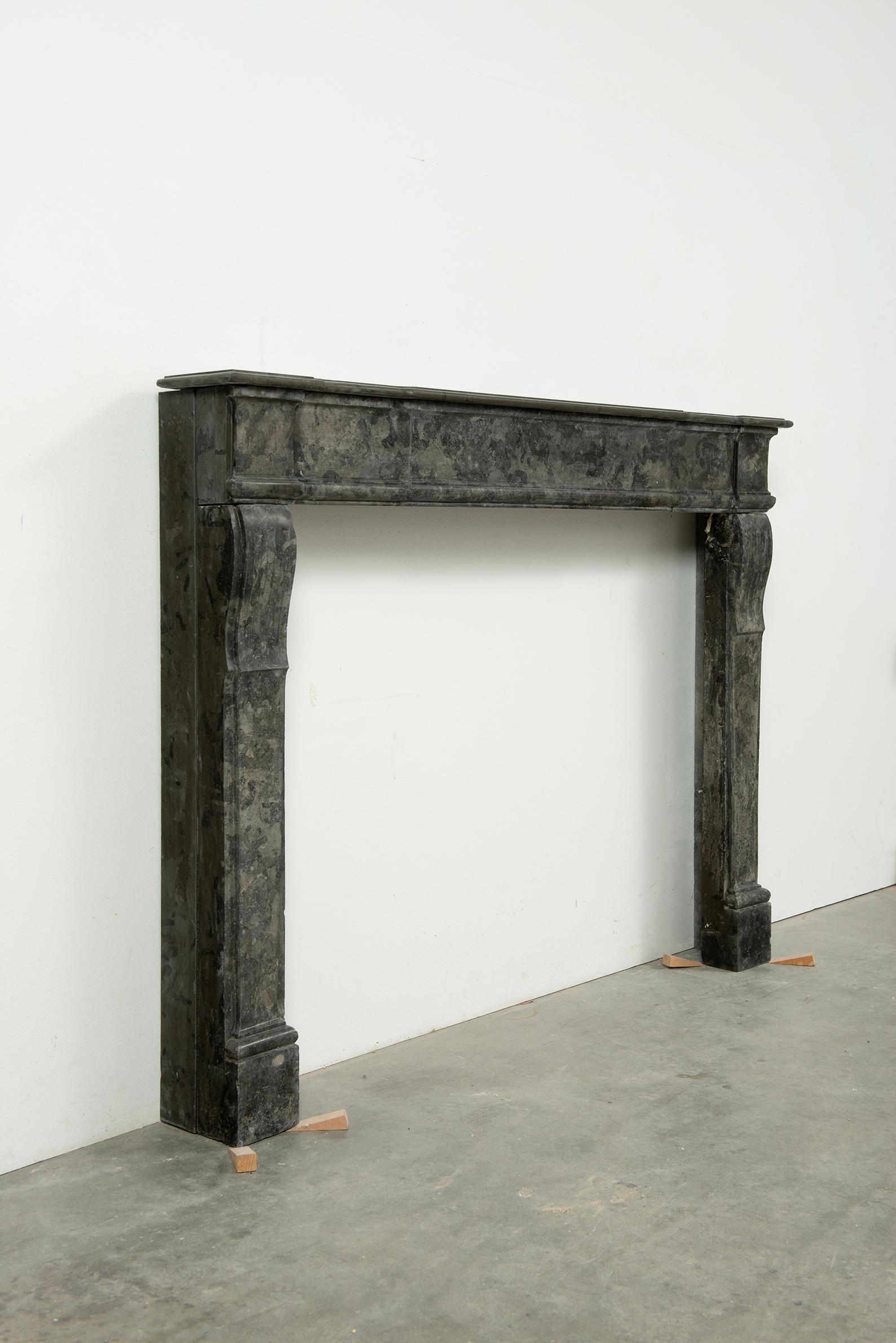 Antique Parisian Louis XVI Fireplace Mantel For Sale 1