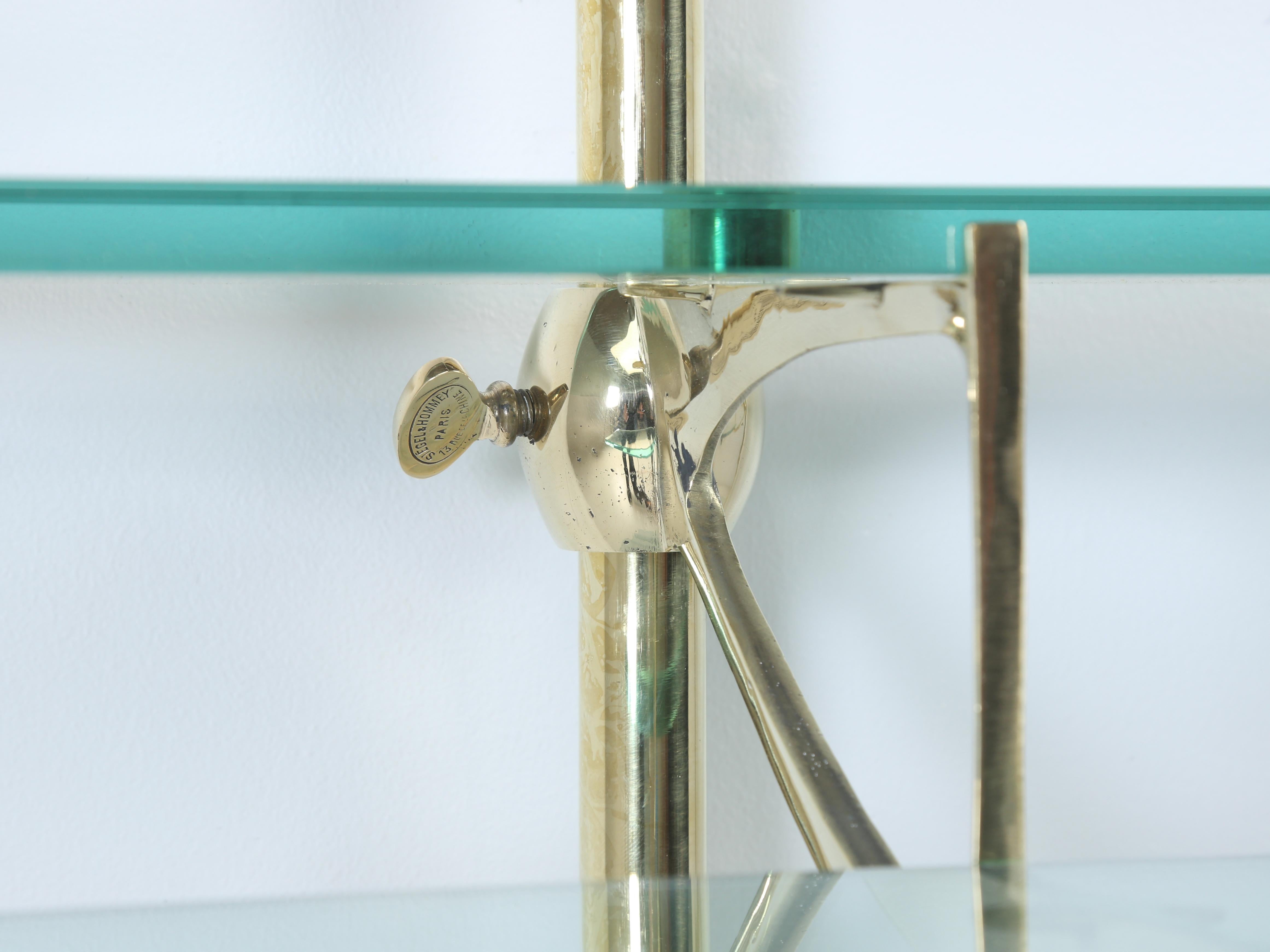 Antique Parisian Polished Brass Thick Glass Display Shelf for Liquor or Glasses  For Sale 7