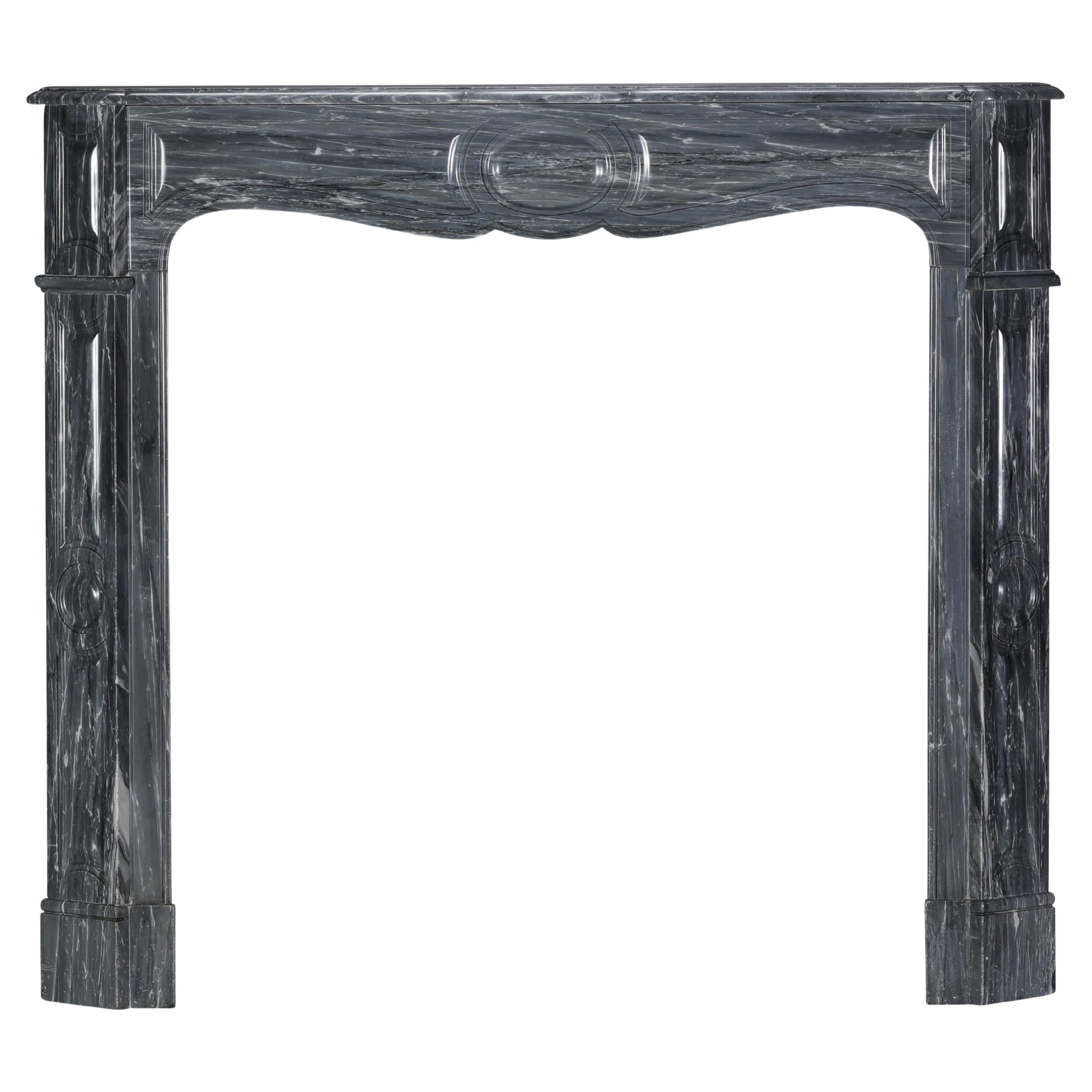 Caminetto antico parigino Pompadour in marmo Bleu Fleuri - Bardiglio Forito