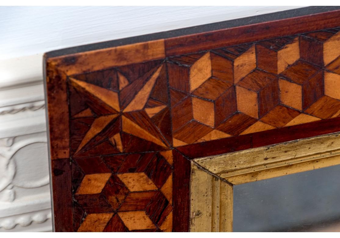 Specchio con cornice in parquet antico In condizioni discrete in vendita a Bridgeport, CT