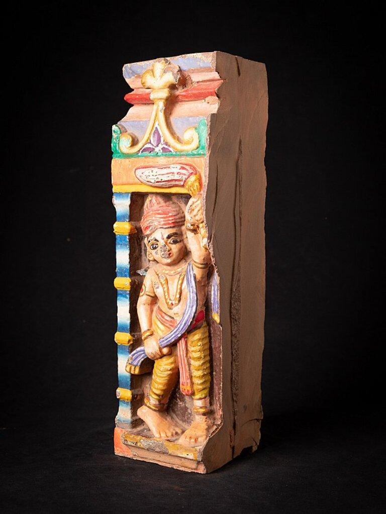Material: Sandstone
Material: wood
35,7 cm high 
11,1 cm wide and 11,5 cm deep
Weight: 8 kgs
Originating from India
18th century
Collected while breaking down a temple - see last photo
It is cut off, hence the new grinding marks on the