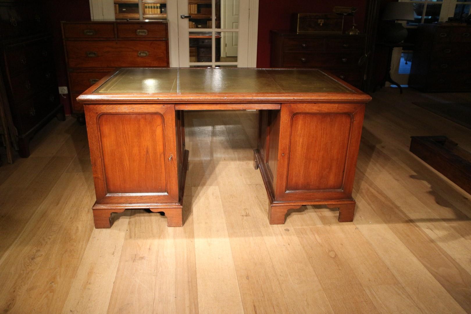 Antique Partner Desk For Sale at 1stDibs