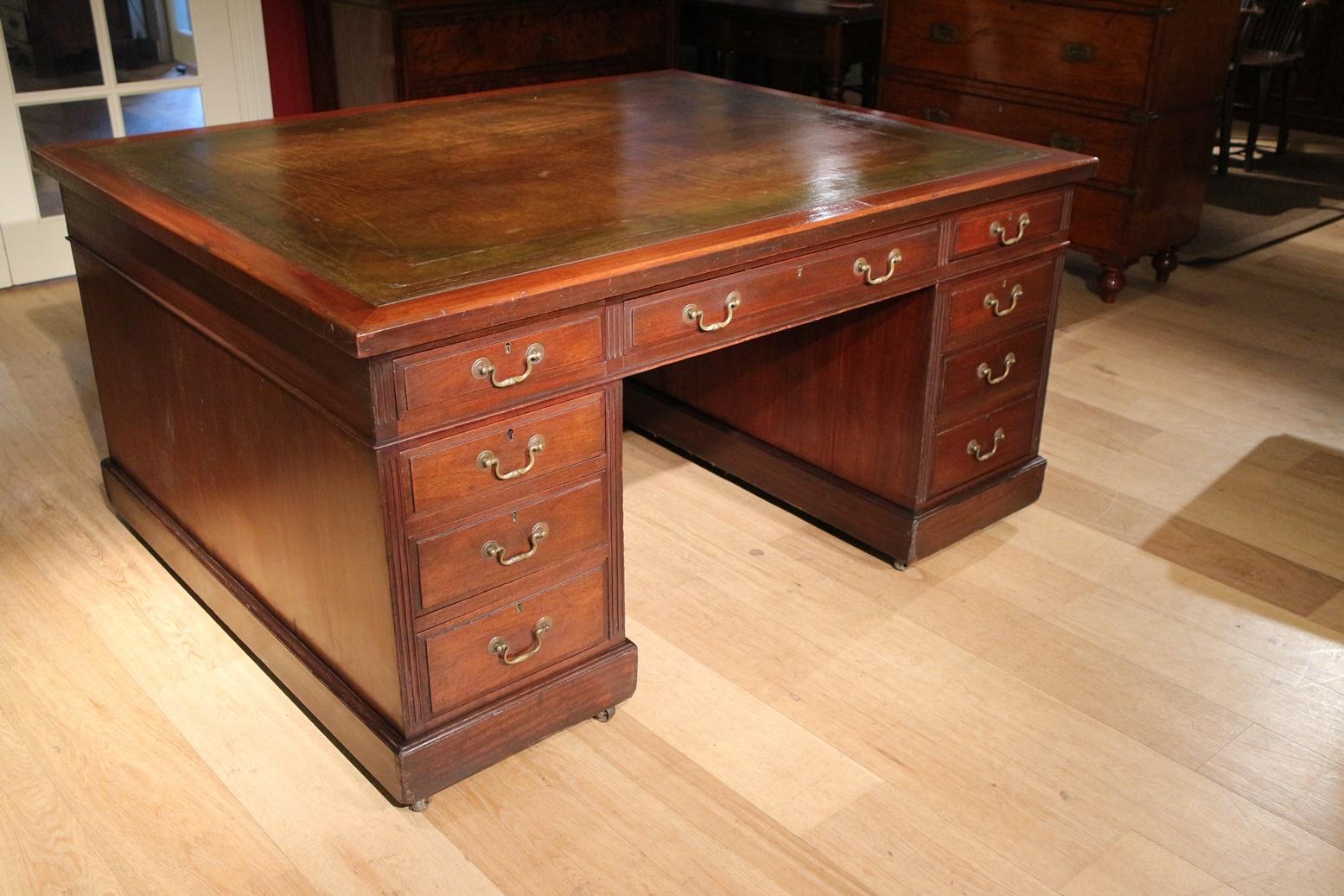 Early 20th Century Antique Partners Desk with 18 Drawers
