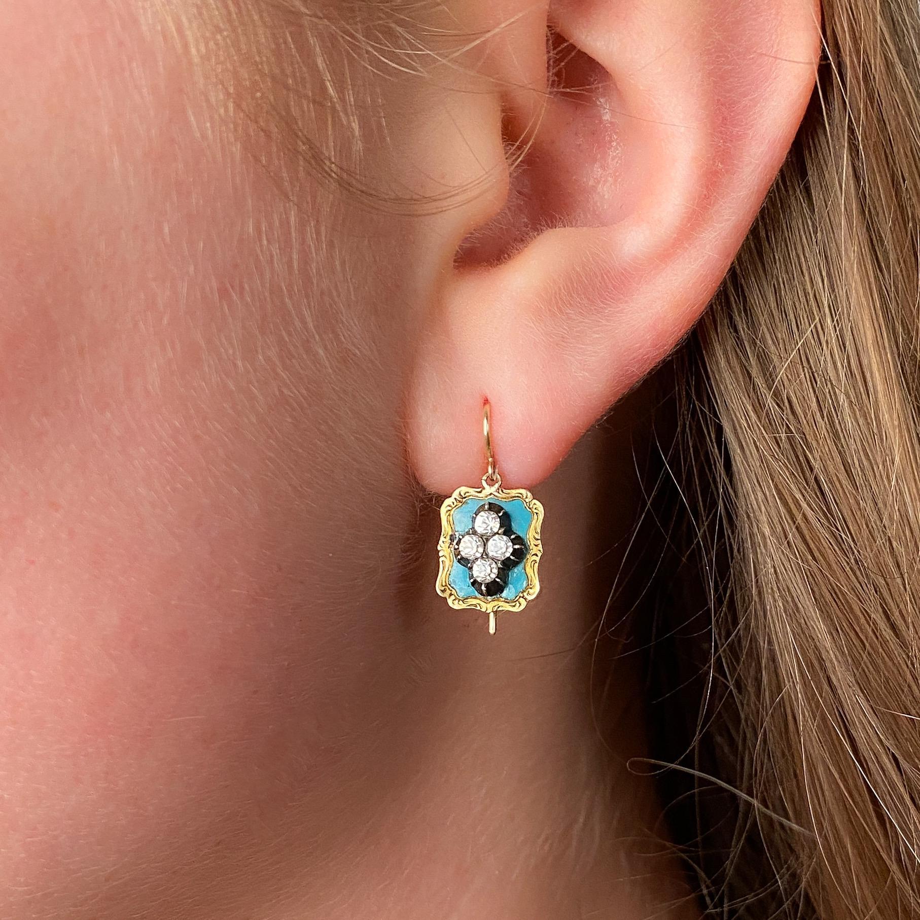 Boucles d'oreilles anciennes en pâte et émail, or 14k et 18k Pour femmes en vente