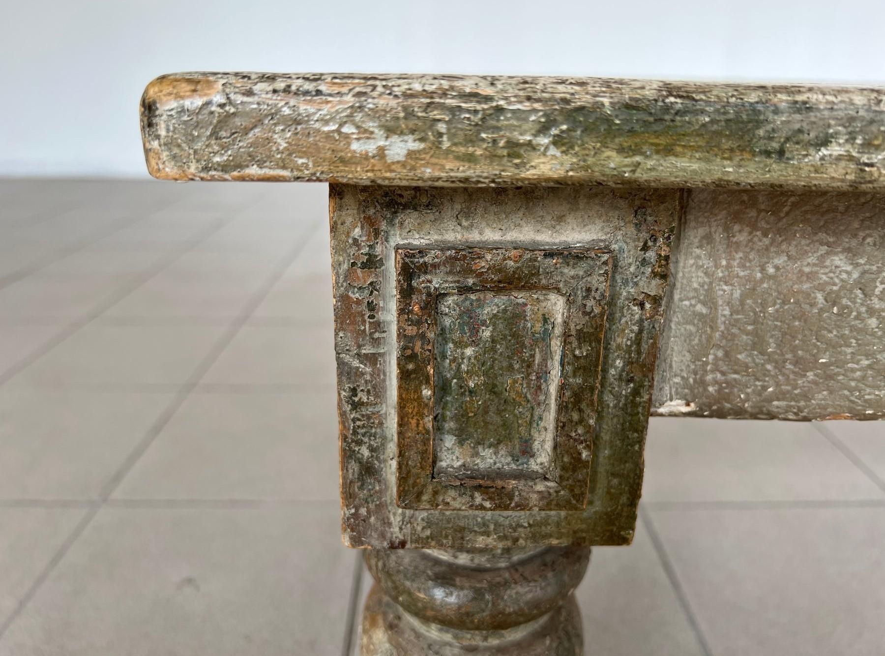 Antique Patinated French Rustic Coffee Table In Good Condition For Sale In Bridgeport, CT