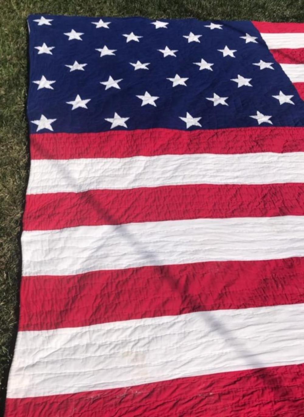 Antique Patriotic Flag Quilt with 18 Stars Appliqued 3