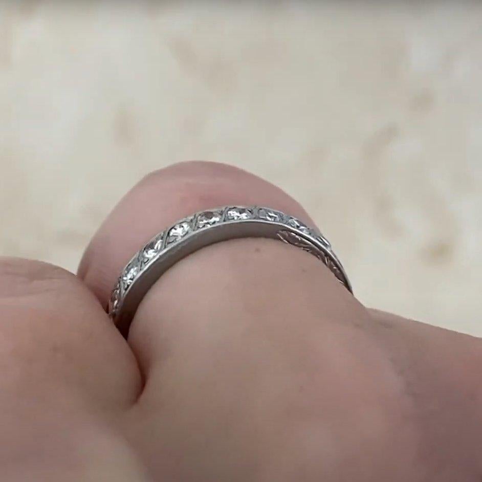 Taille vieille Europe Bandeau antique en diamant pavé (environ 0,60 carats), platine, vers 1925 en vente