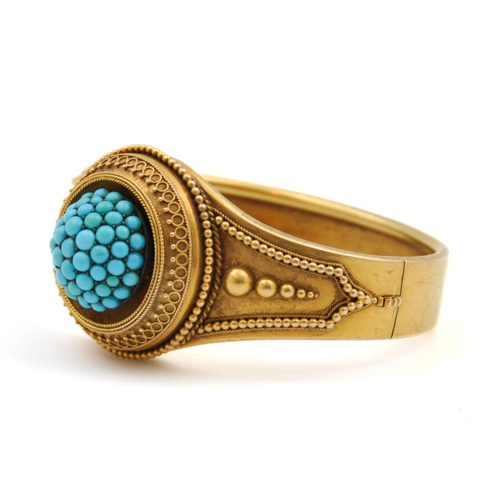 Bracelet en or 18K avec pavé de turquoise antique en vente 1