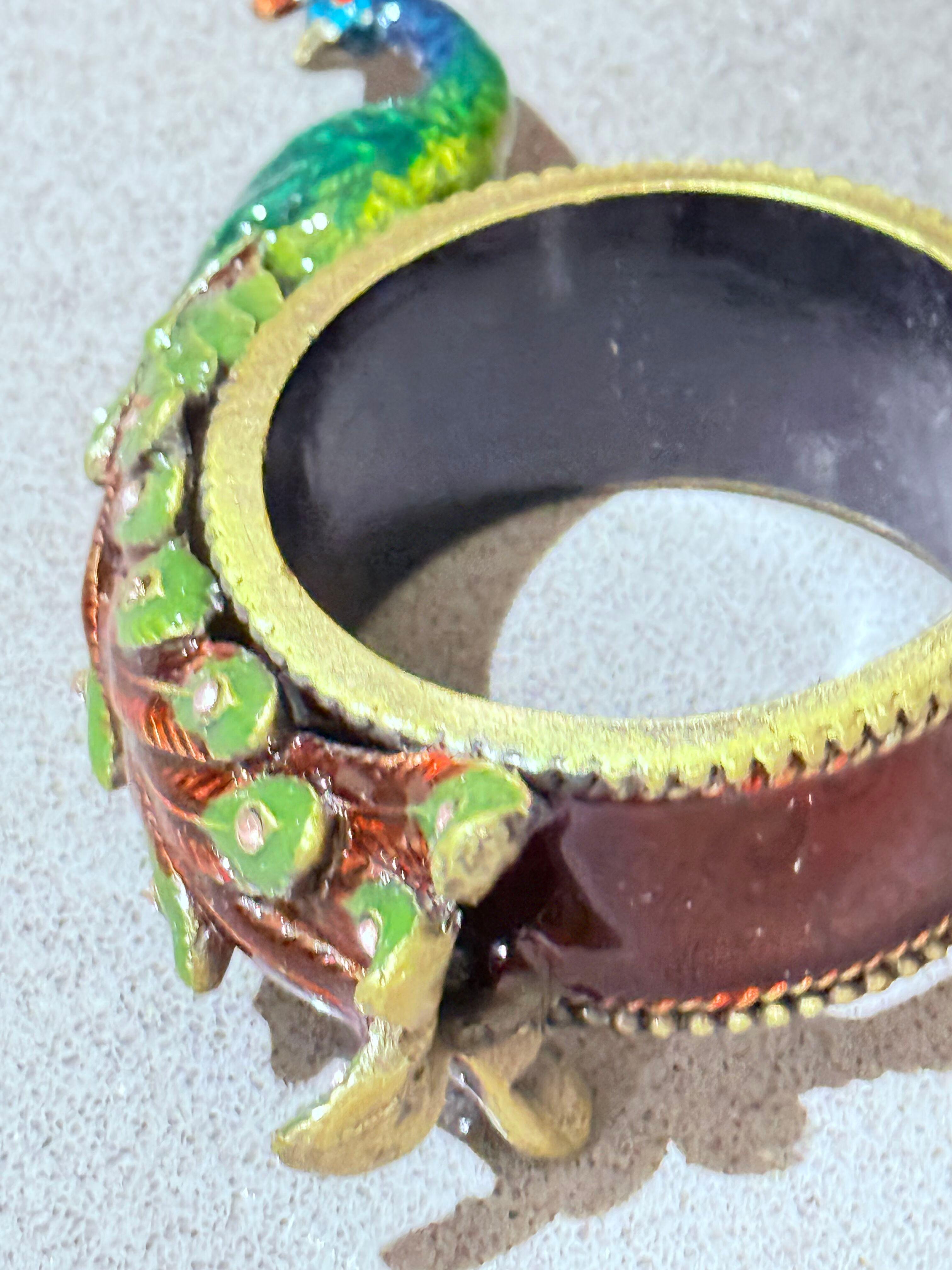 Set di 4 portatovaglioli e gioielli di pavone antico, accessori da pranzo esotici e di lusso in vendita 9