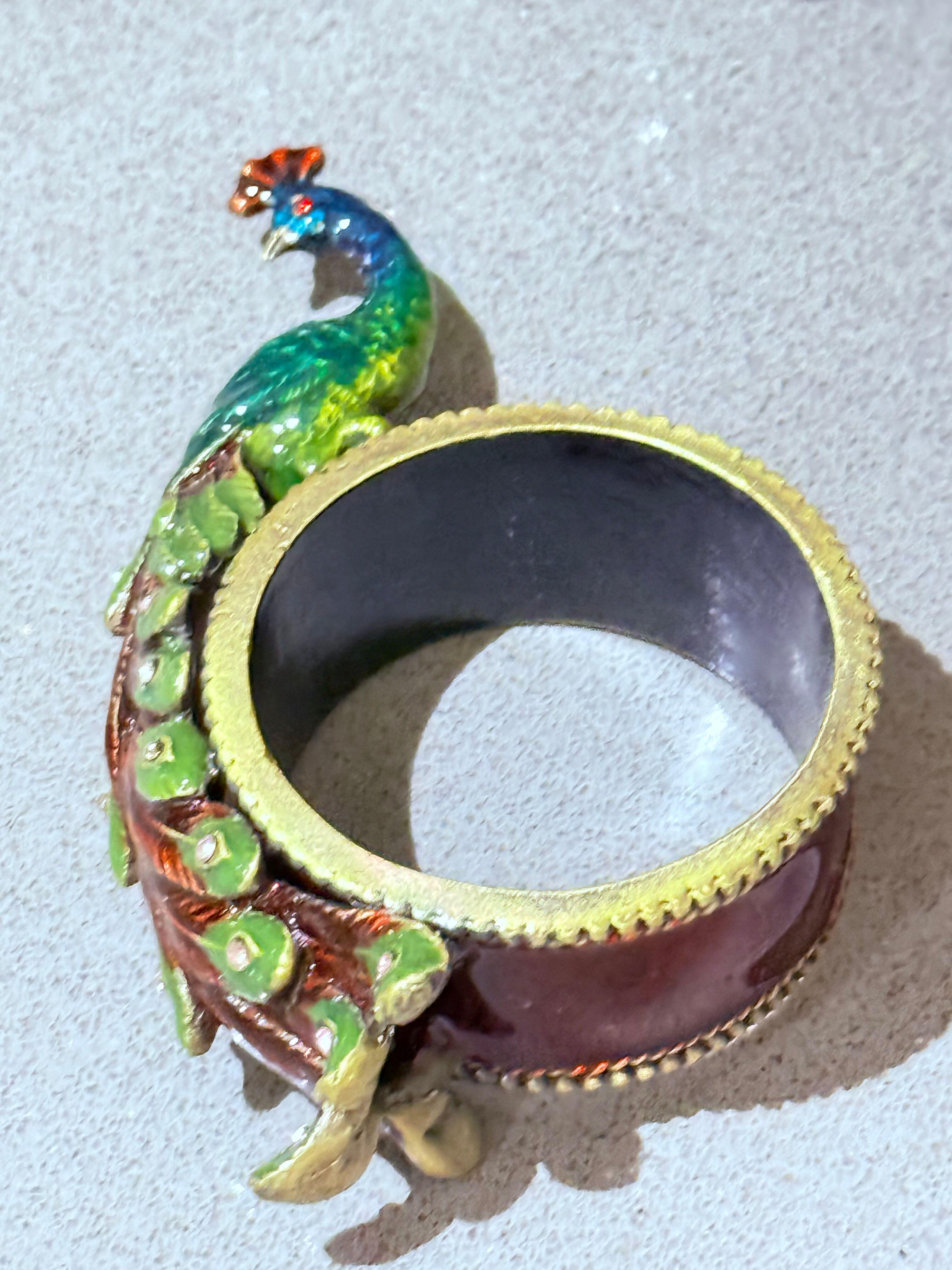 Set di 4 portatovaglioli e gioielli di pavone antico, accessori da pranzo esotici e di lusso in vendita 10