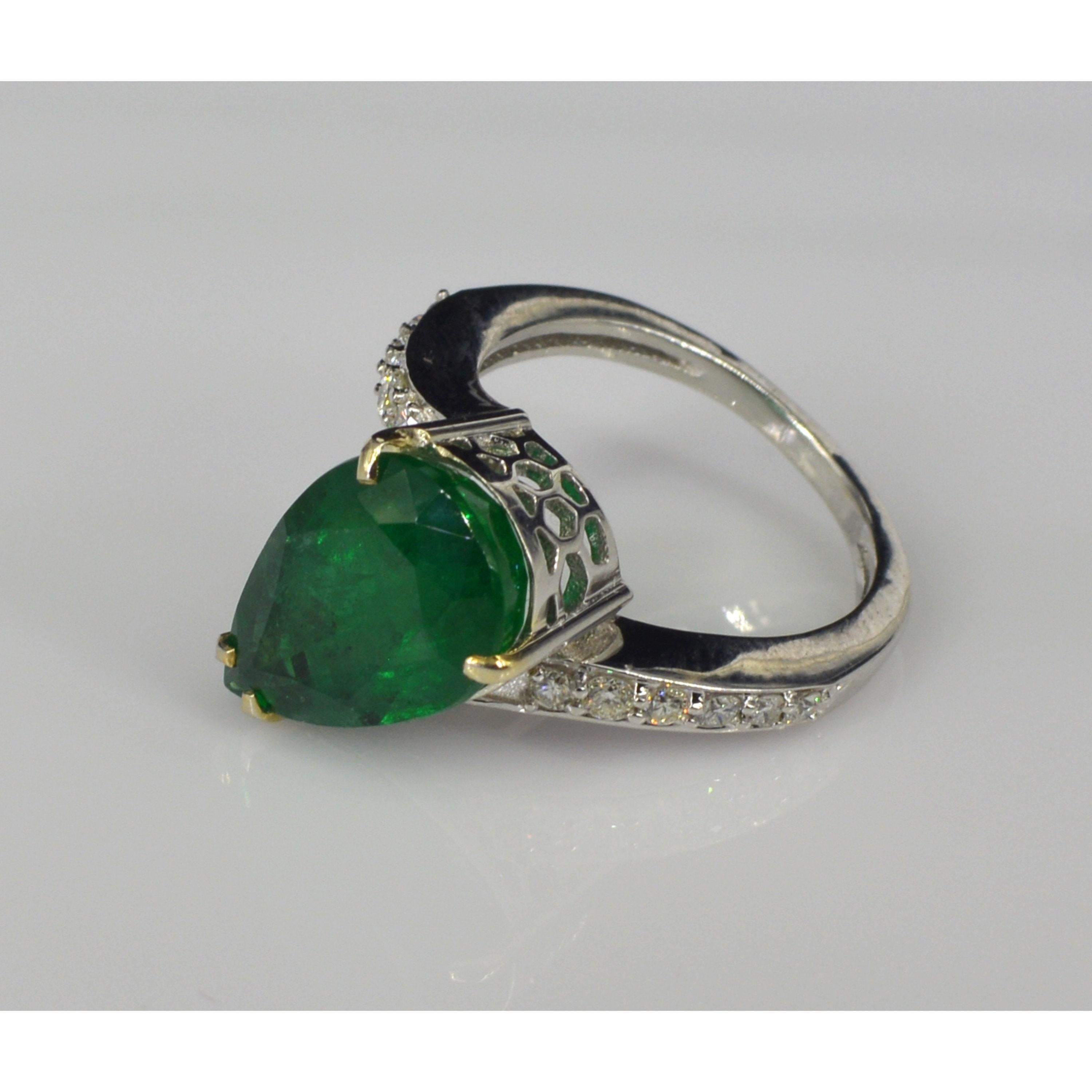 For Sale:  Art Deco Pear Cut 3 CT Natural Emerald Diamond Antique Style Cocktail Ring Band 2