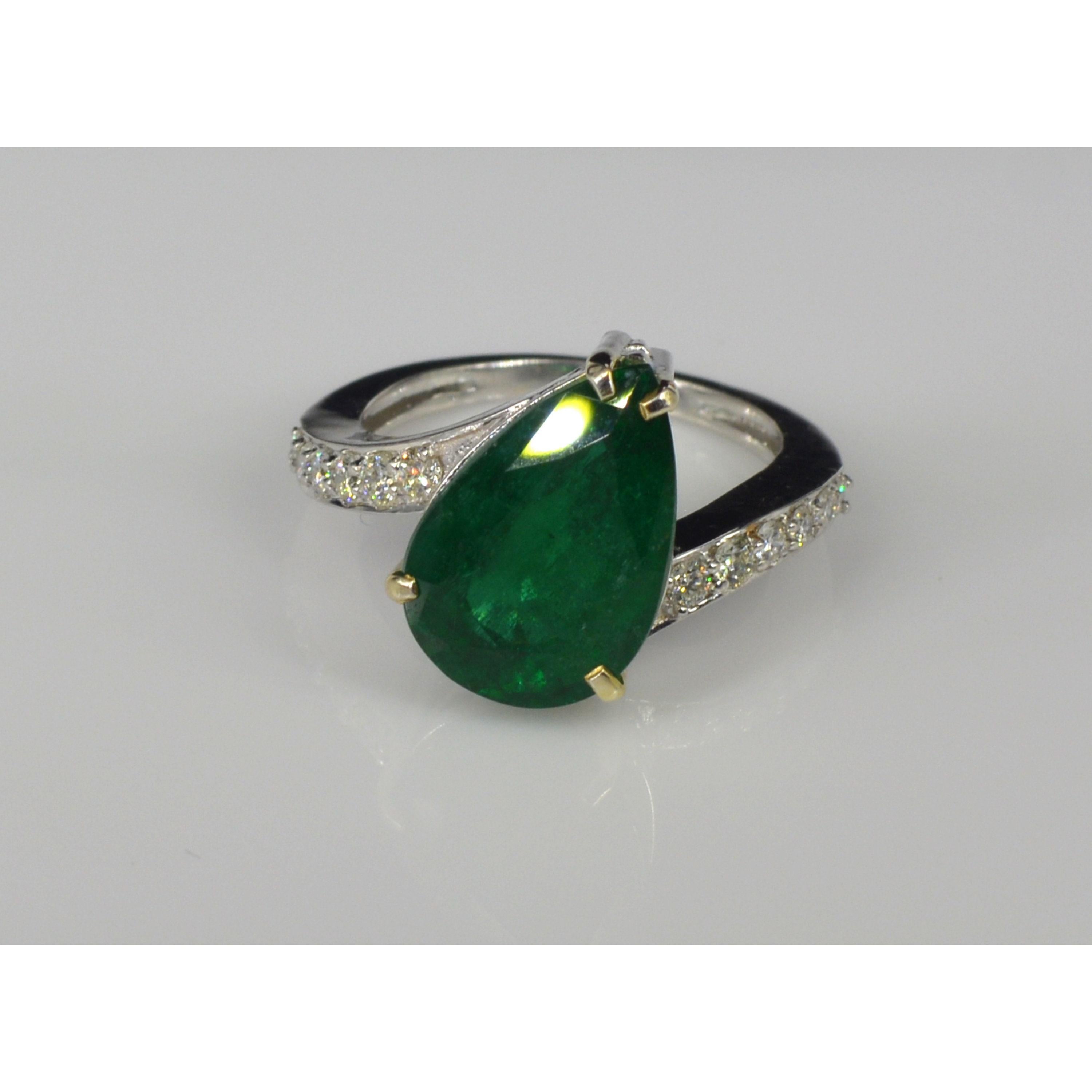 For Sale:  Art Deco Pear Cut 3 CT Natural Emerald Diamond Antique Style Cocktail Ring Band 7