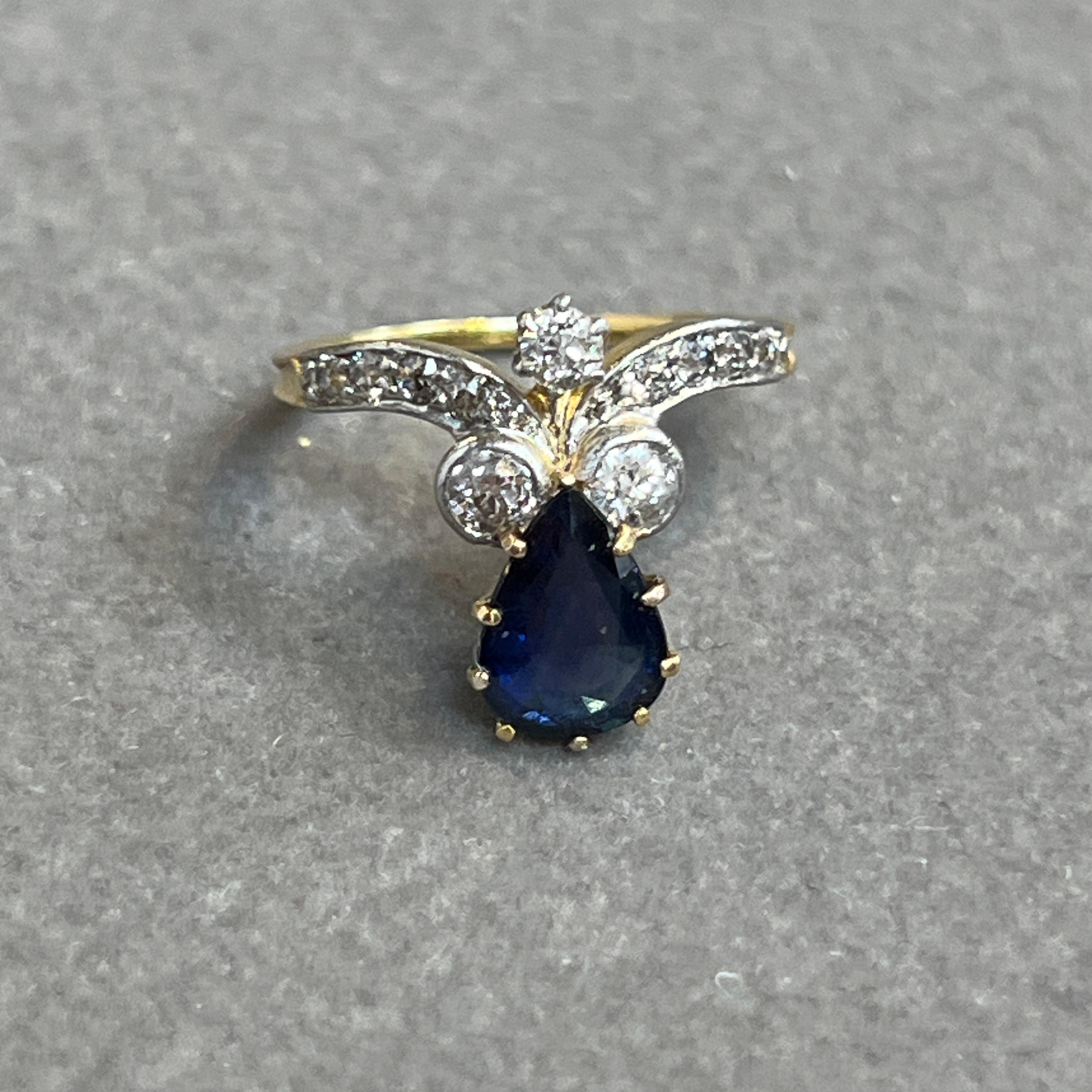 Bague ancienne en forme de poire avec saphir et diamant en vente 1