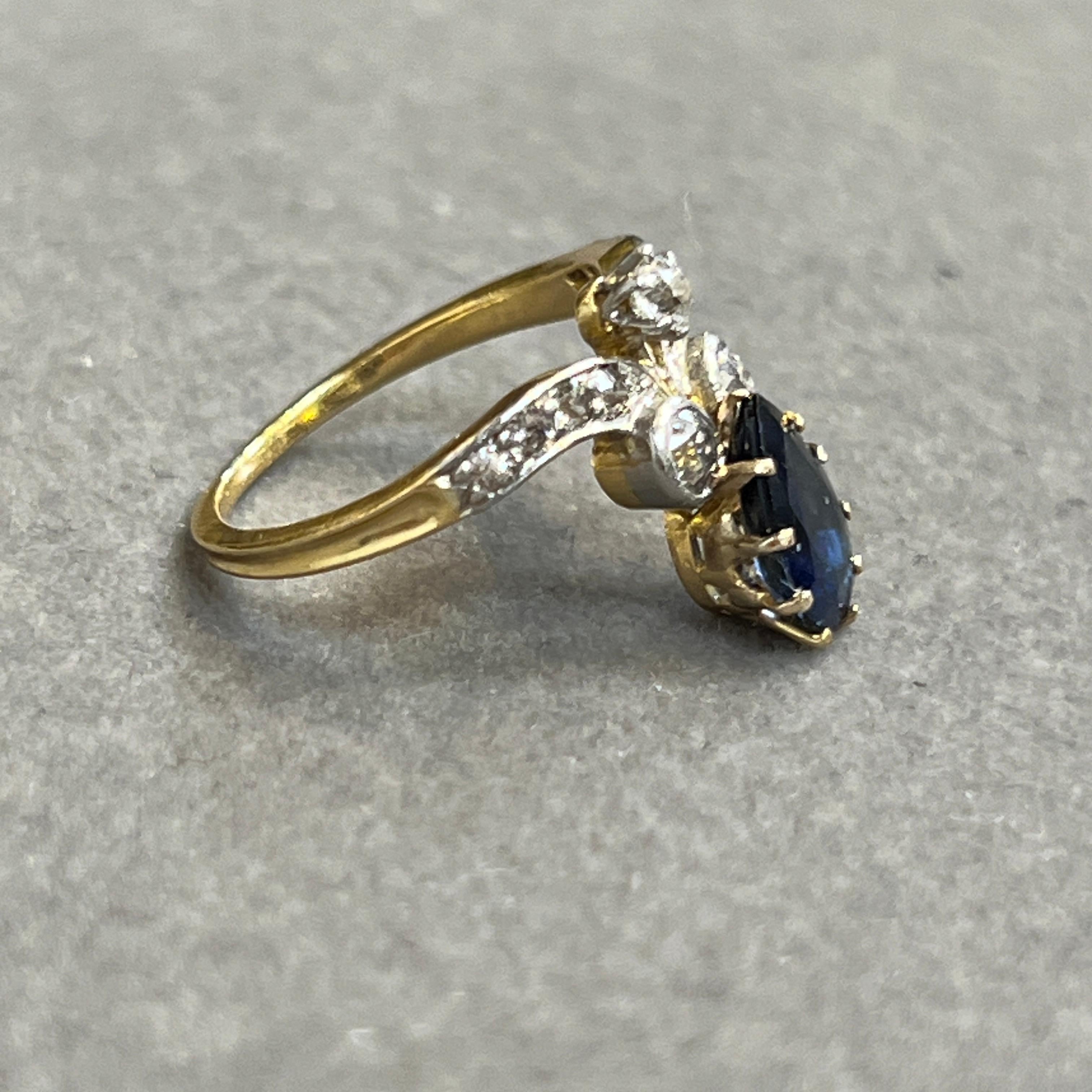 Bague ancienne en forme de poire avec saphir et diamant en vente 2