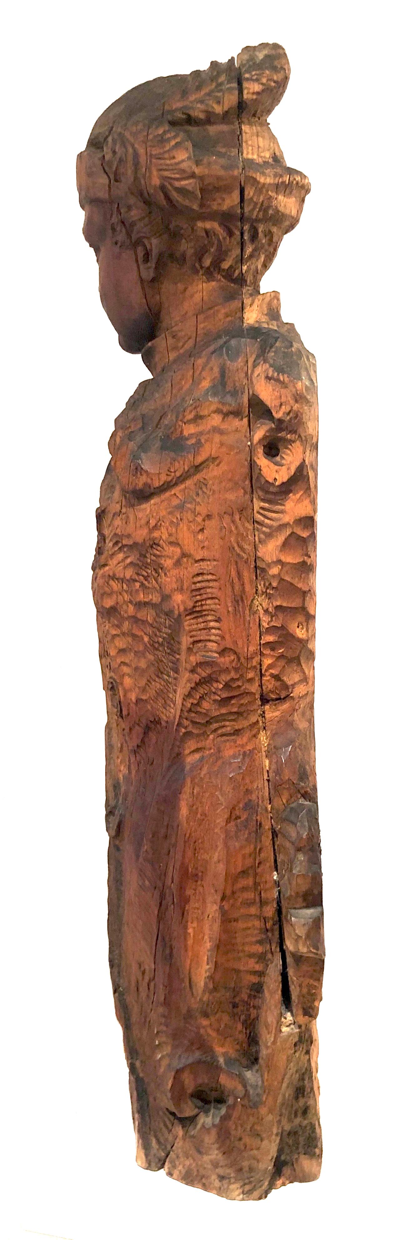 Antike Birne Holzschnitzerei Junger Adliger Hut Weste Veneto Brunnen Figur (Birnbaumholz) im Angebot