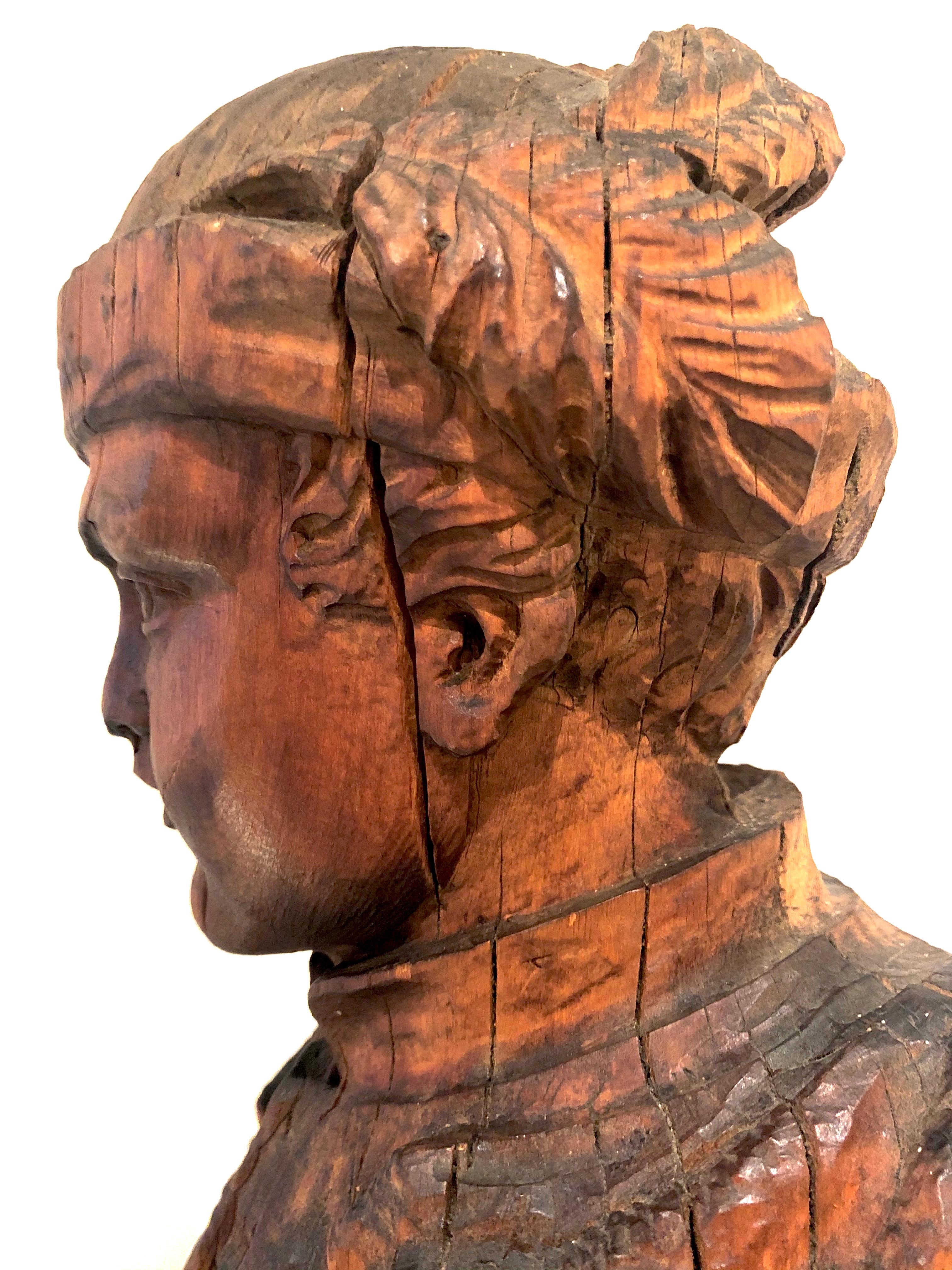 Antico intaglio in Wood Wood Giovane Nobiluomo Cappello Gilet Figura Fontana Veneto in vendita 1