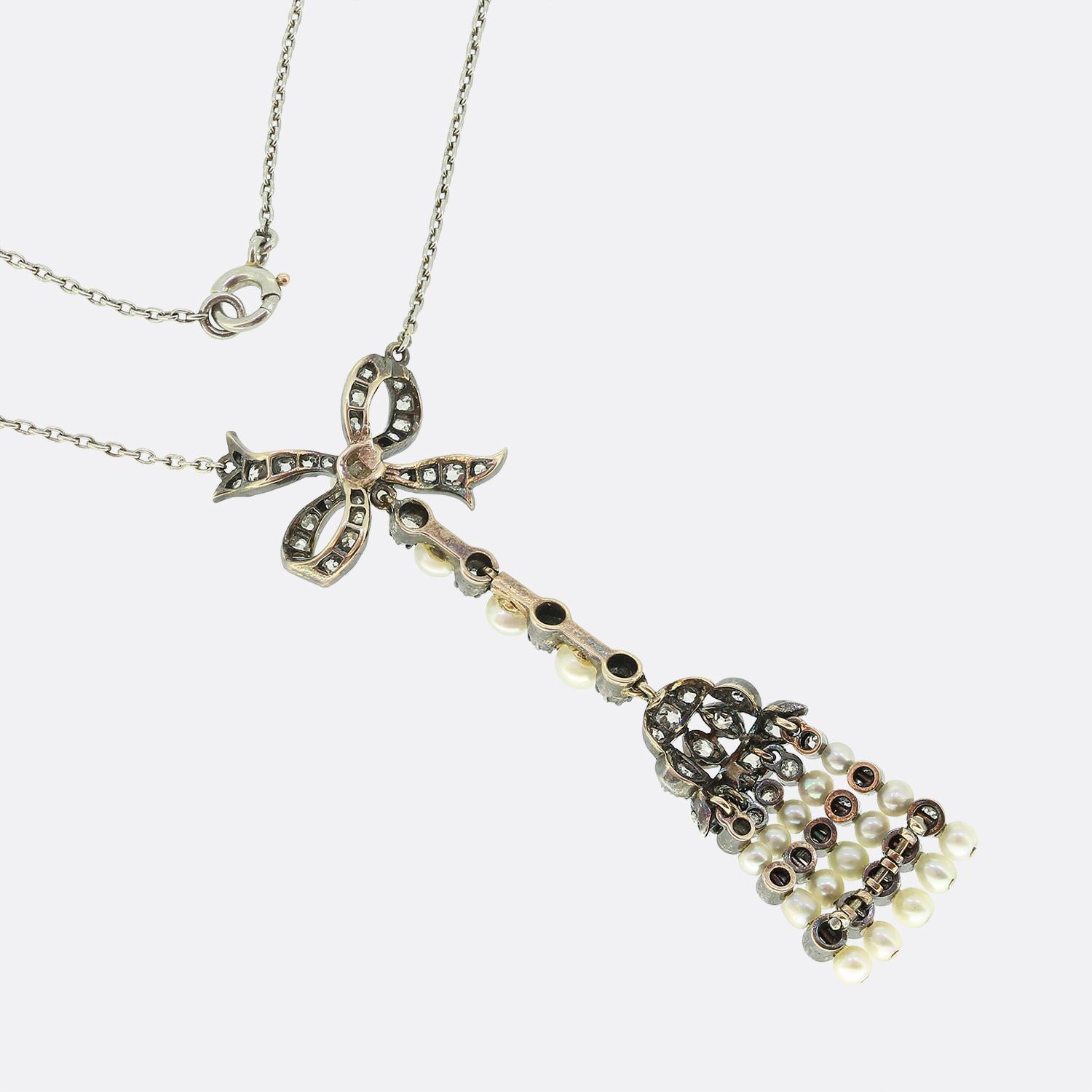 Édouardien Collier à pendentifs en perles et diamants anciens en vente