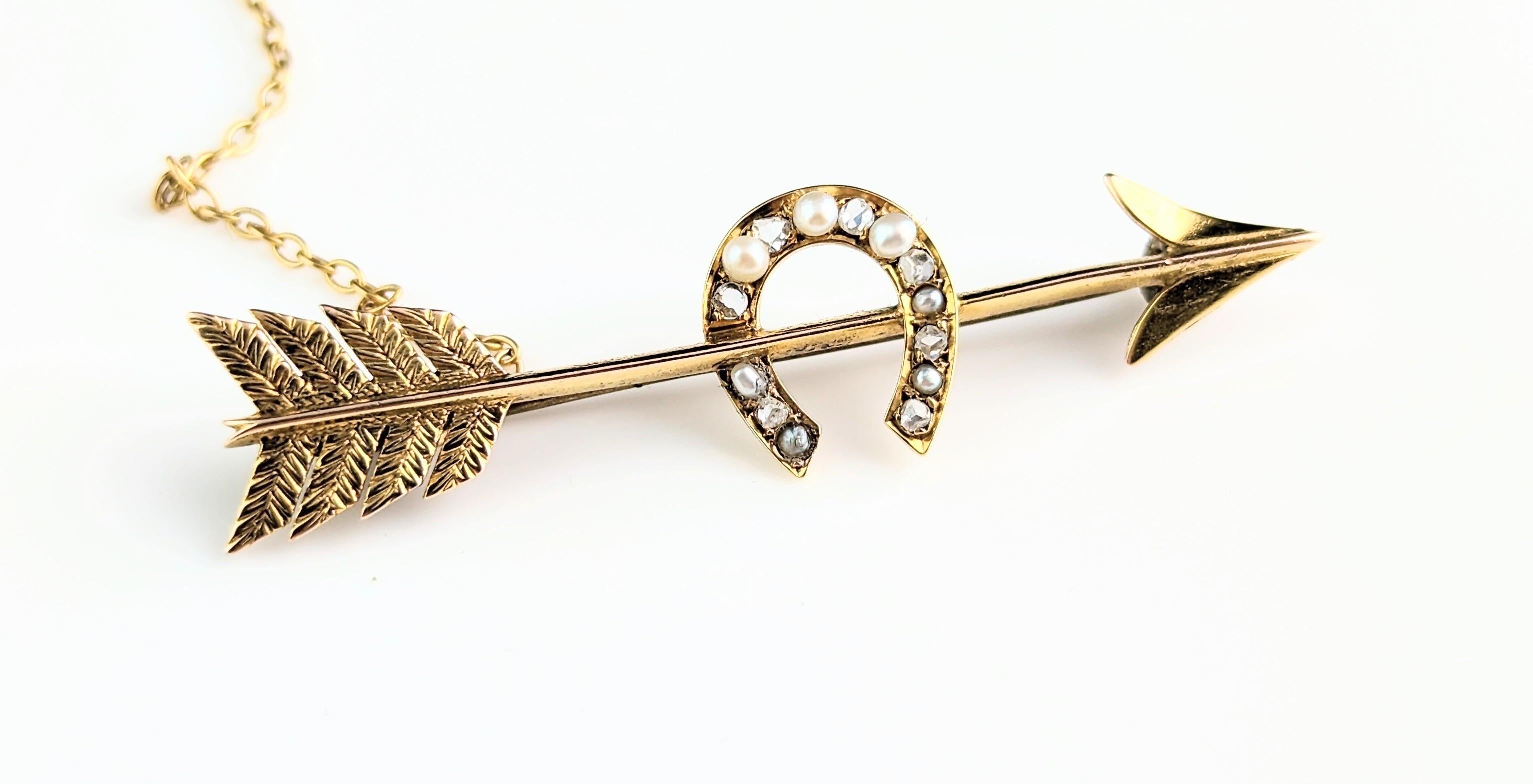 Antique Pearl and Diamond Horseshoe and Arrow Brooch, 15k Yellow Gold For Sale 5