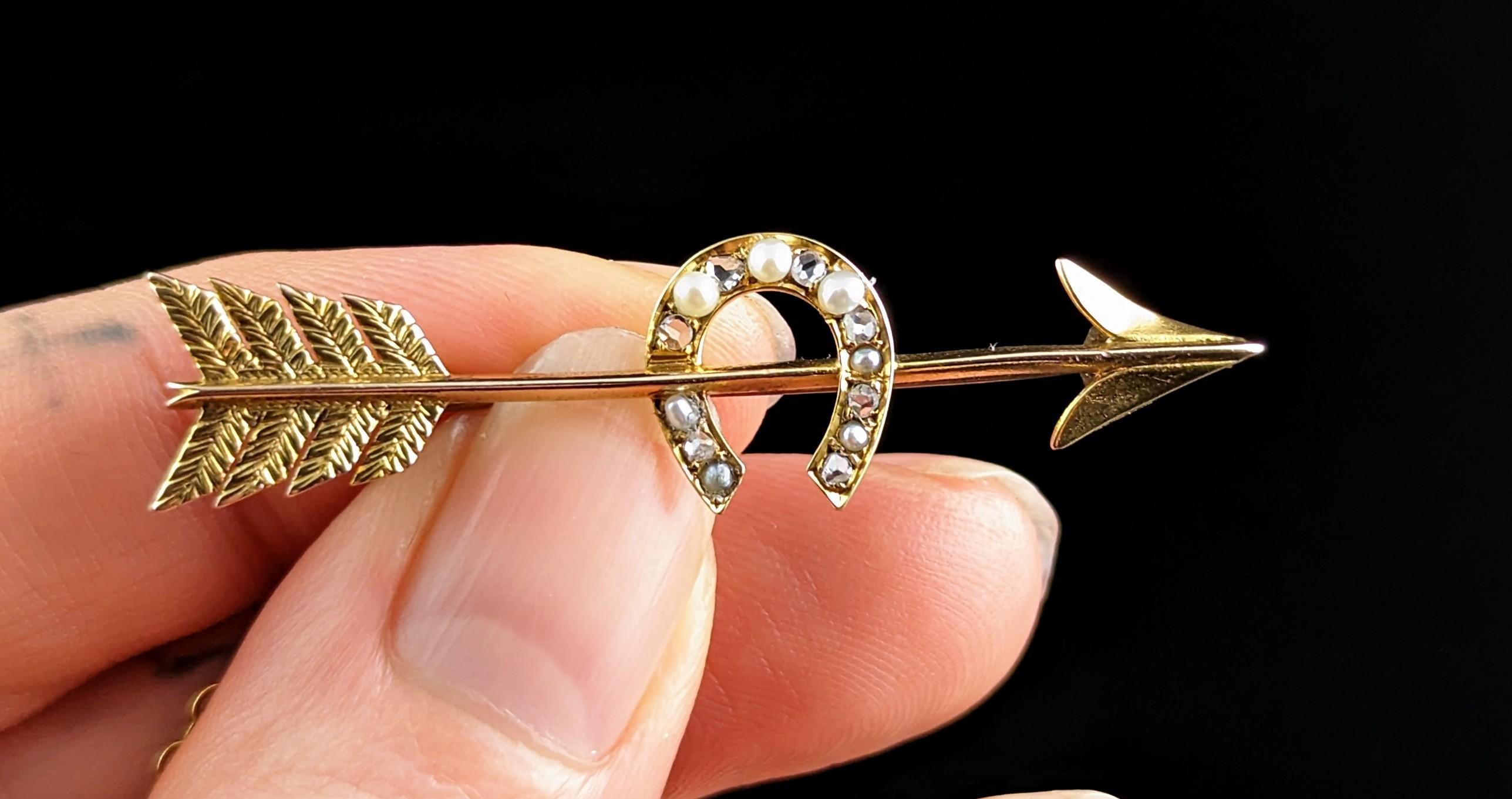Women's or Men's Antique Pearl and Diamond Horseshoe and Arrow Brooch, 15k Yellow Gold For Sale