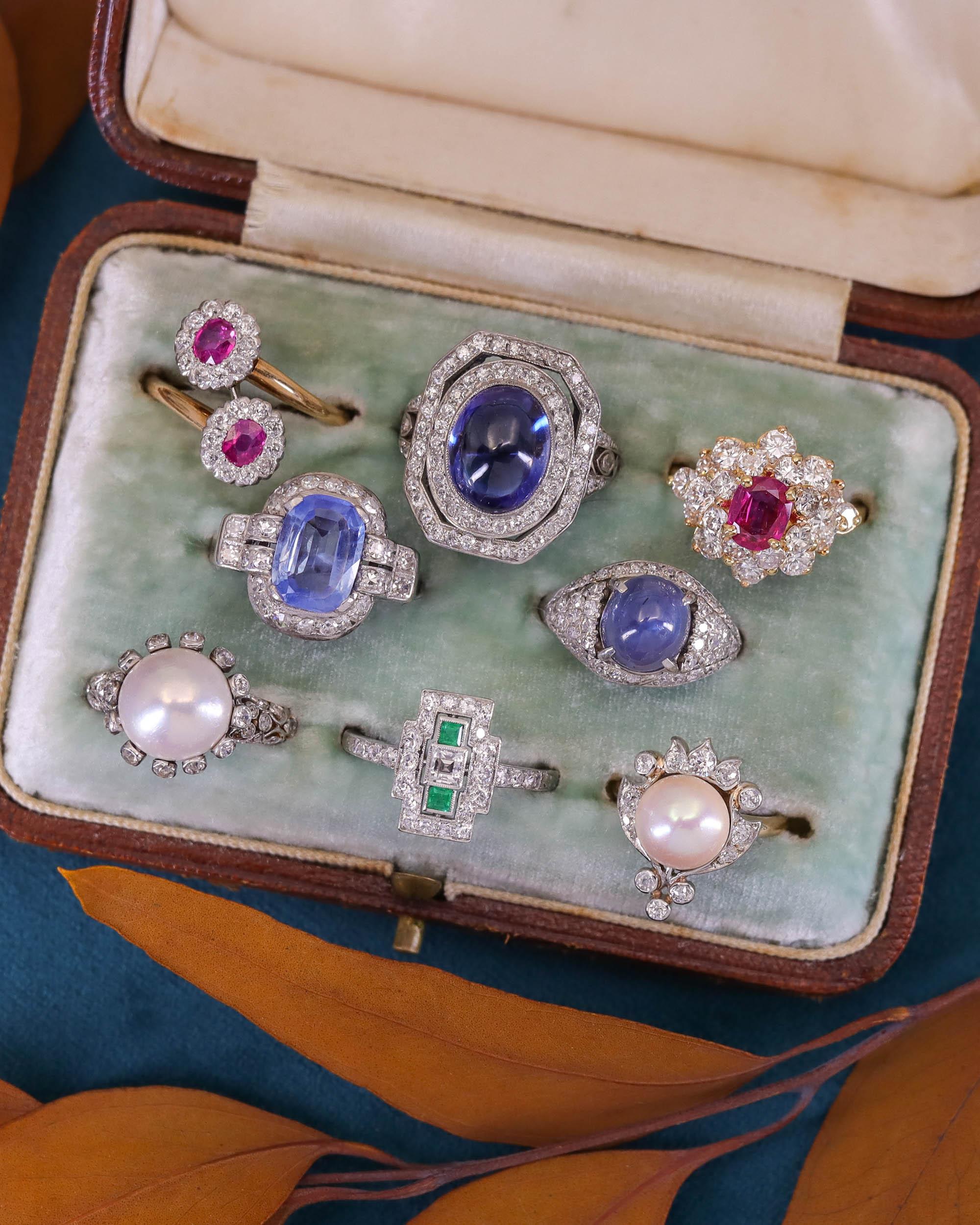 Bague ancienne en or et platine avec perles et diamants en vente 2