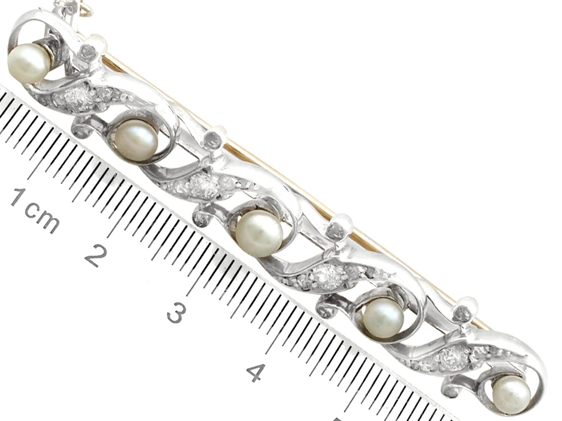 Spilla antica in oro giallo e argento con perle e diamanti in vendita 5
