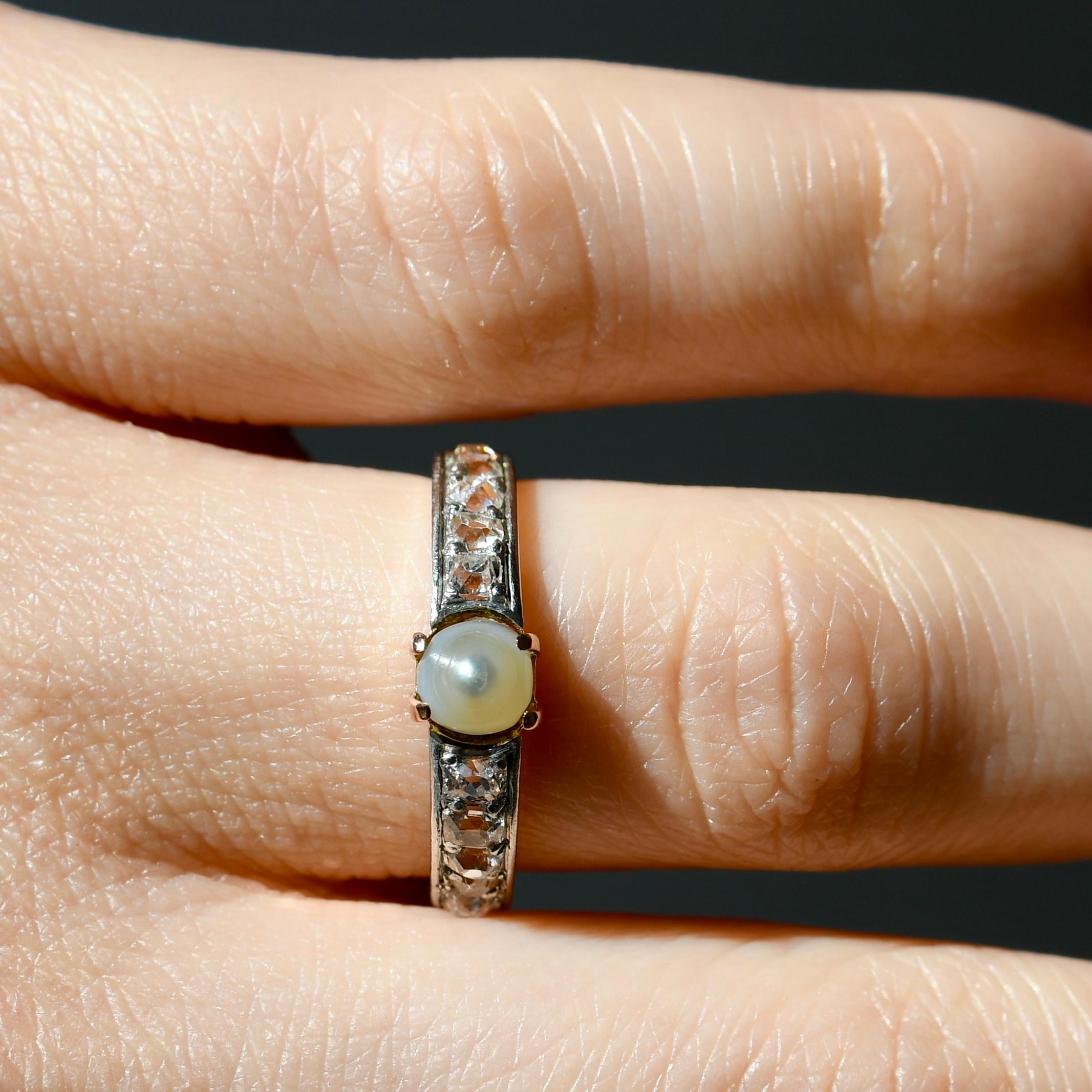Antique pearl and old mine cut diamond band ring, France around 1900  For Sale 2