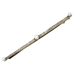 Antique Pearl and Rose Cut Diamond Bar Brooch in 18 Karat Gold and Platinum