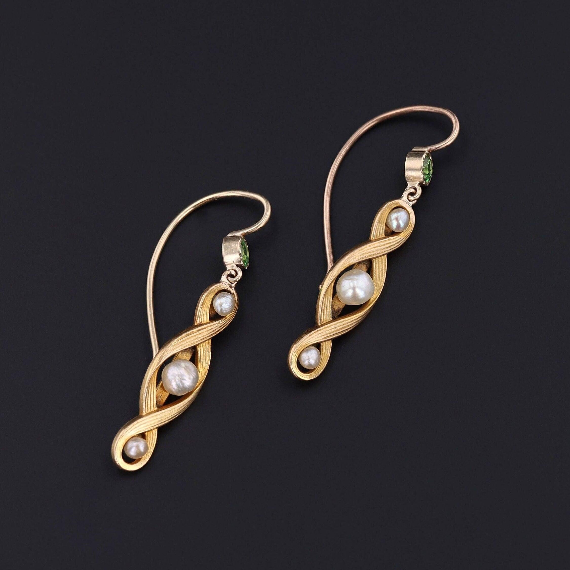 Art Nouveau Orecchini antichi di perle e granato tsavorite in oro 14k in vendita
