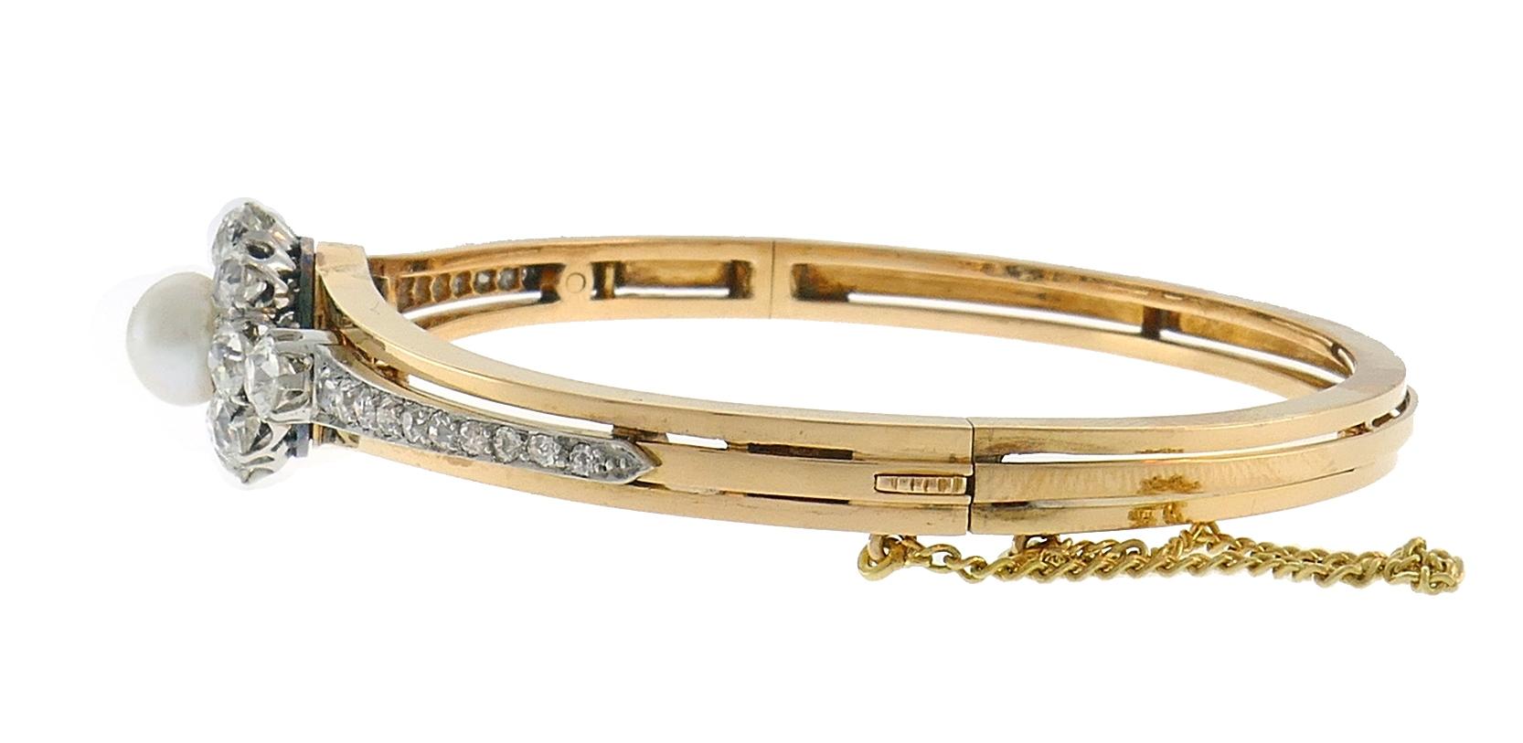 Taille vieille Europe Bracelet jonc ancien en or 18 carats avec perles et diamants de style édouardien victorien français