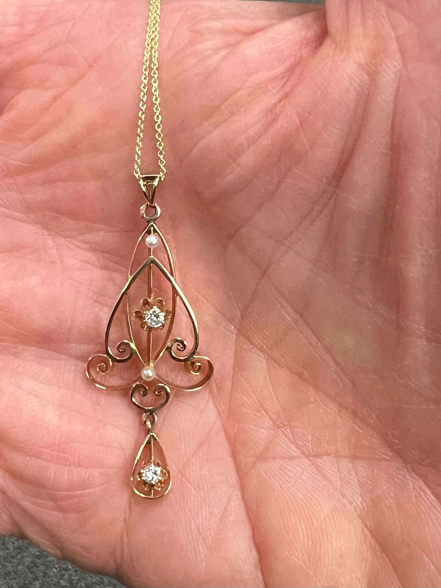 Late Victorian Antique Pearl Diamond Yellow Gold Lavalier Pendant