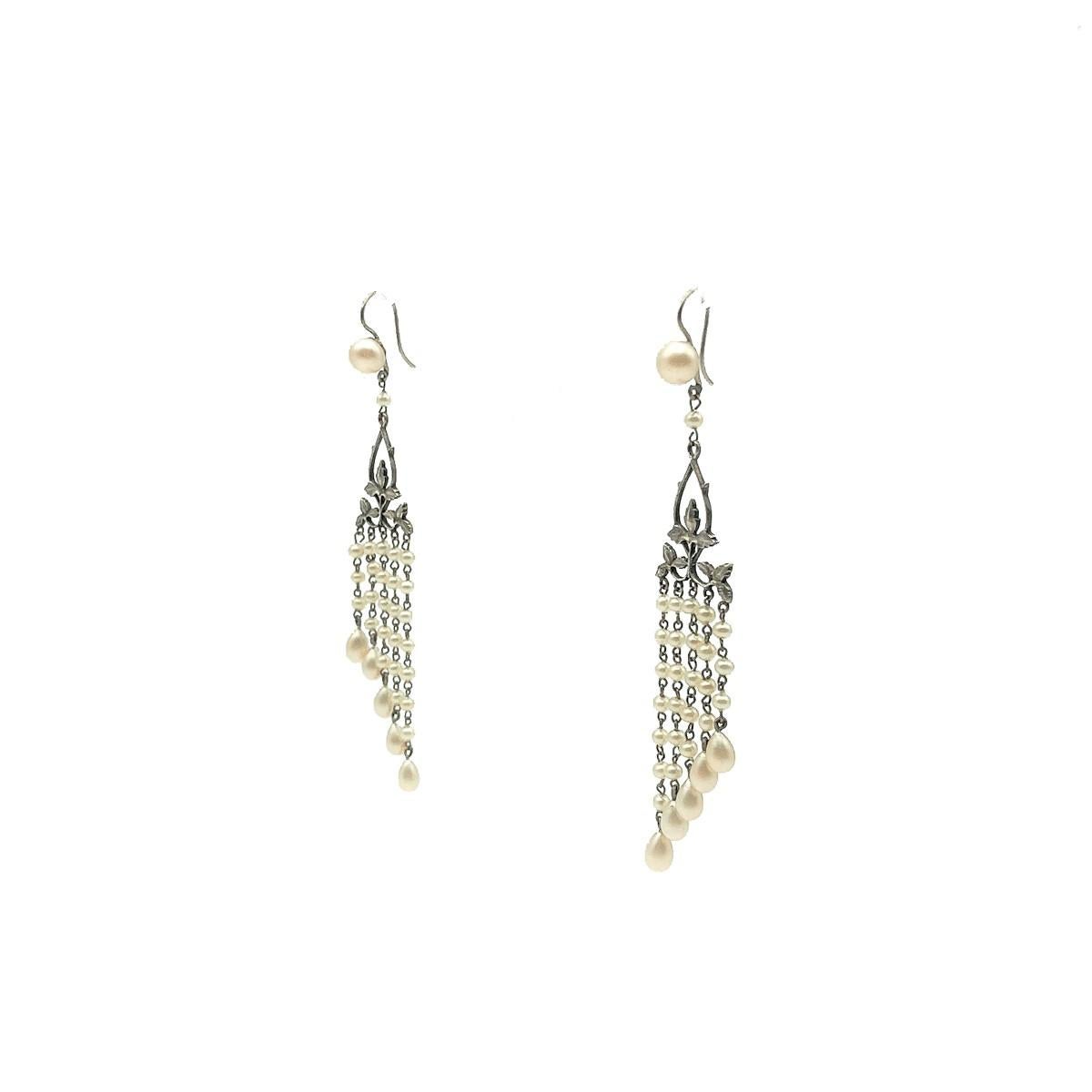 1920s pearl earrings
