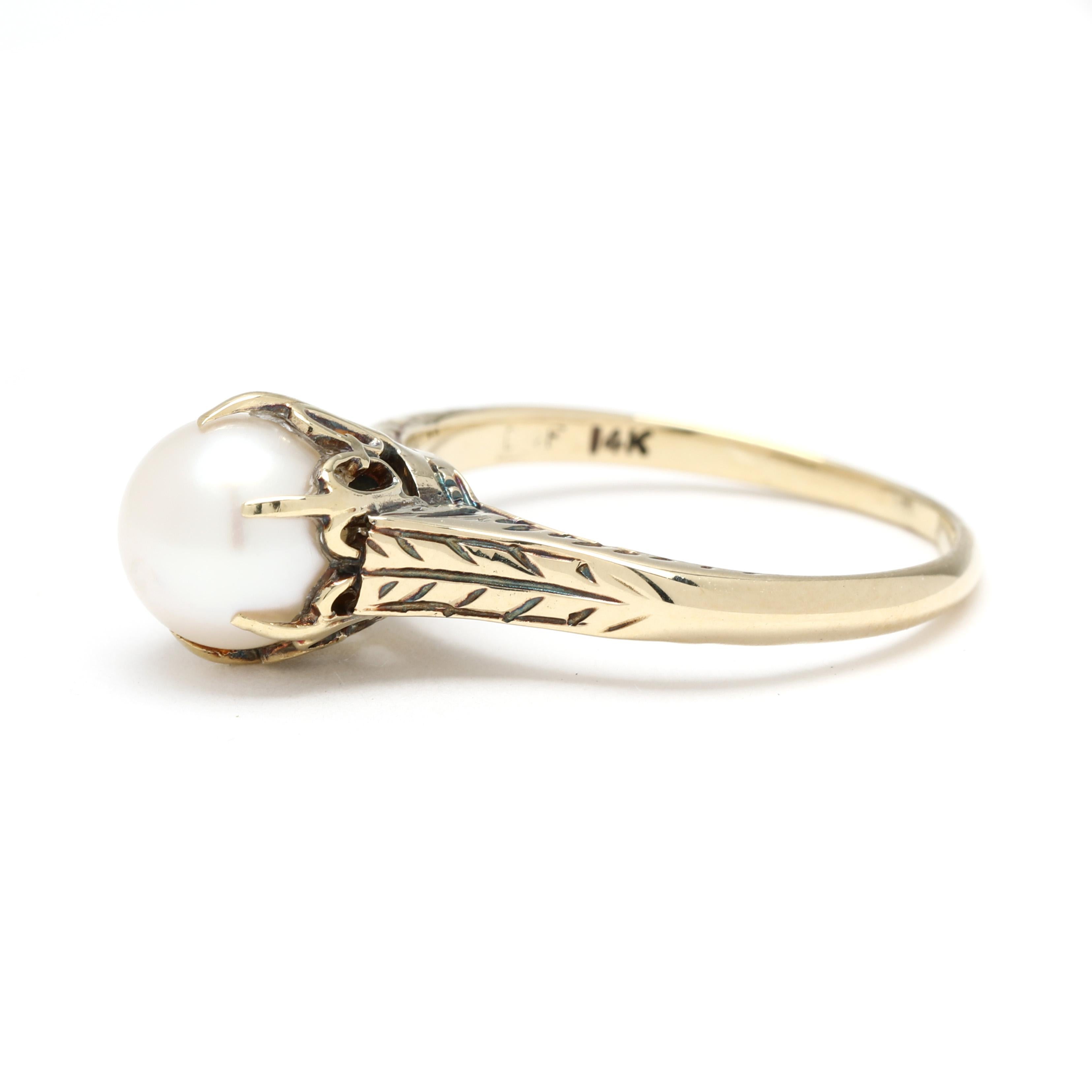 Bague solitaire gravée en perles anciennes, or jaune 14 carats, taille de bague 6,25 Bon état - En vente à McLeansville, NC