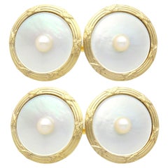 Gemelos antiguos de perla, nácar y oro amarillo de 14 ct de Tiffany & Co.