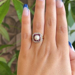 Antique Pearl Ruby Diamond 18 Karat Yellow Gold Platinum Ring