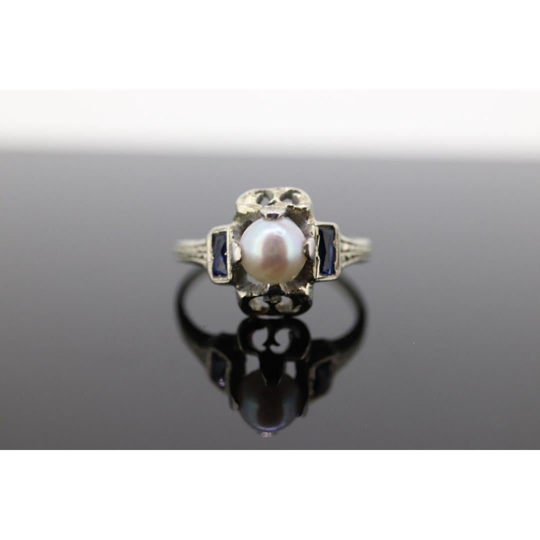 Antique Pearl Sapphire ring. 20k white gold engraved Open ring. 1920s 20k Gold In Good Condition For Sale In Port Charlotte, FL