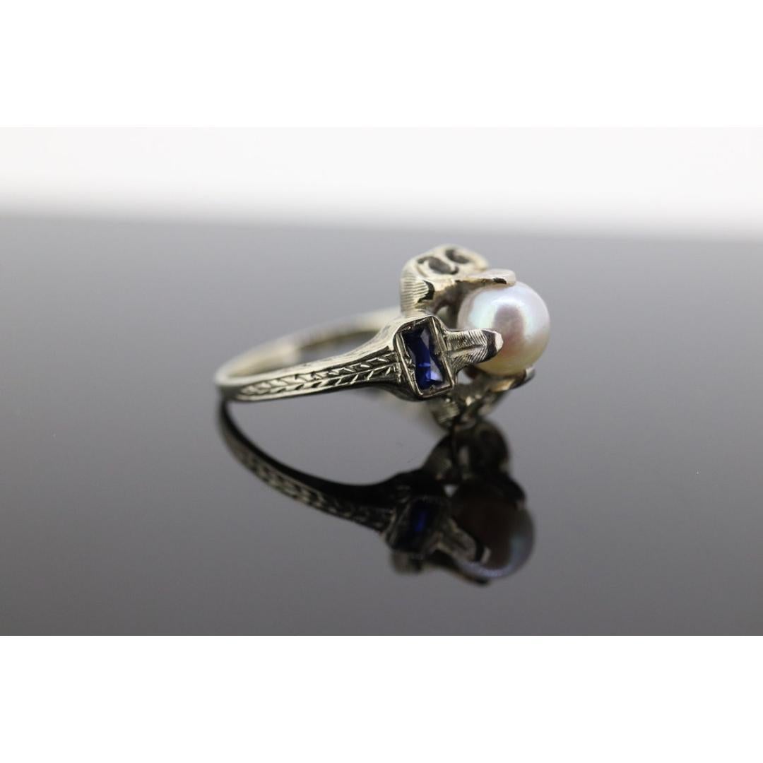 Women's Antique Pearl Sapphire ring. 20k white gold engraved Open ring. 1920s 20k Gold For Sale