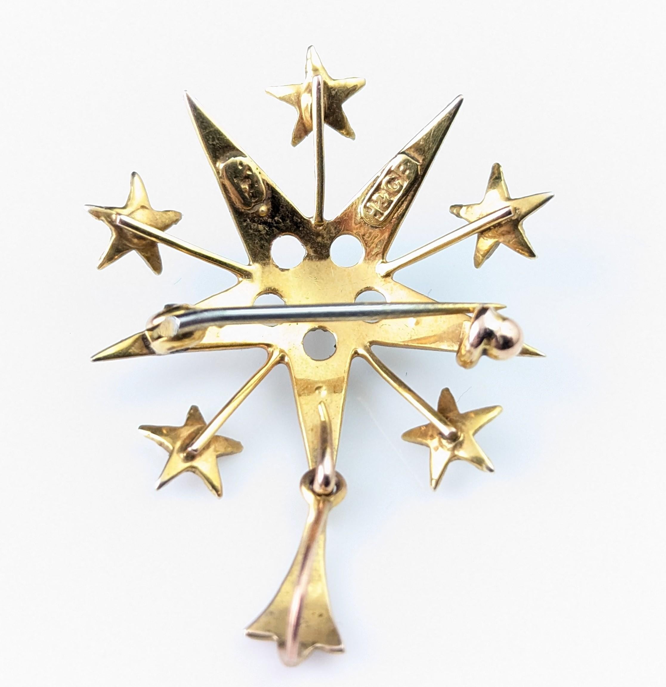Antique Pearl star pendant brooch, 9k yellow gold For Sale 3