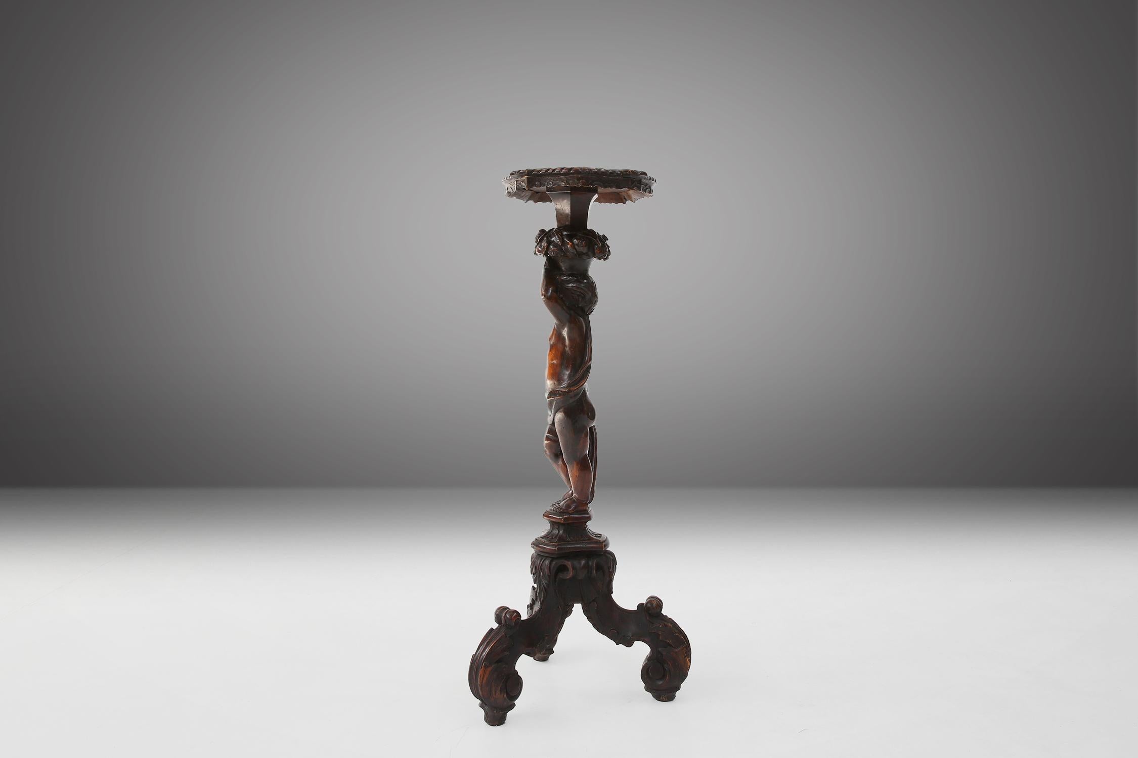 Romantic Antique pedestal table with putti Ca.1850 For Sale