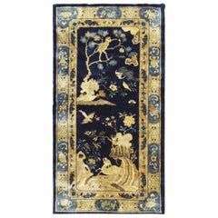 Antiker chinesischer Art-Déco-Teppich aus Peking mit Tiervögeln